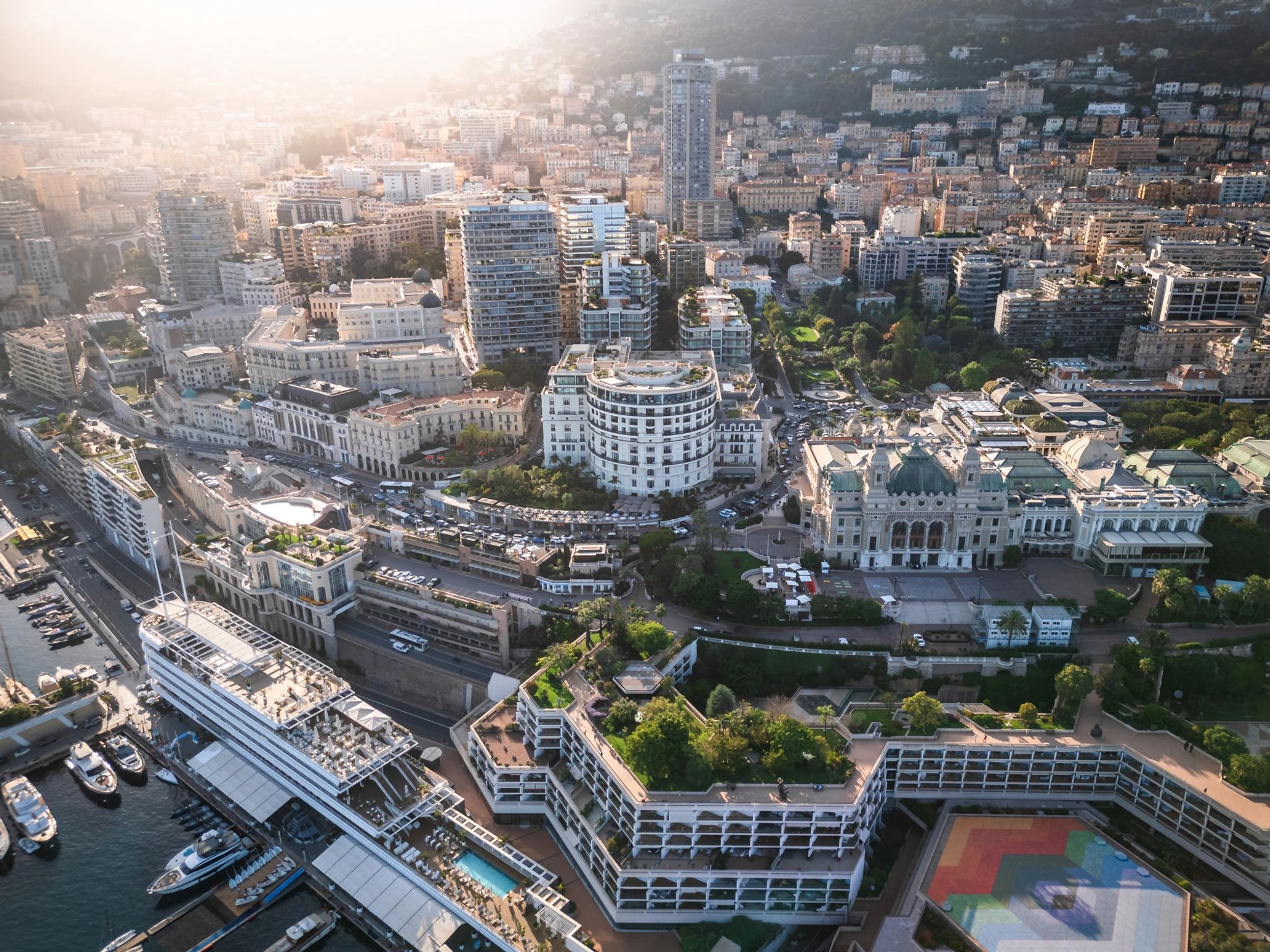 arquitetura de luxo – hospedagem em monte carlo – hotel de luxo 