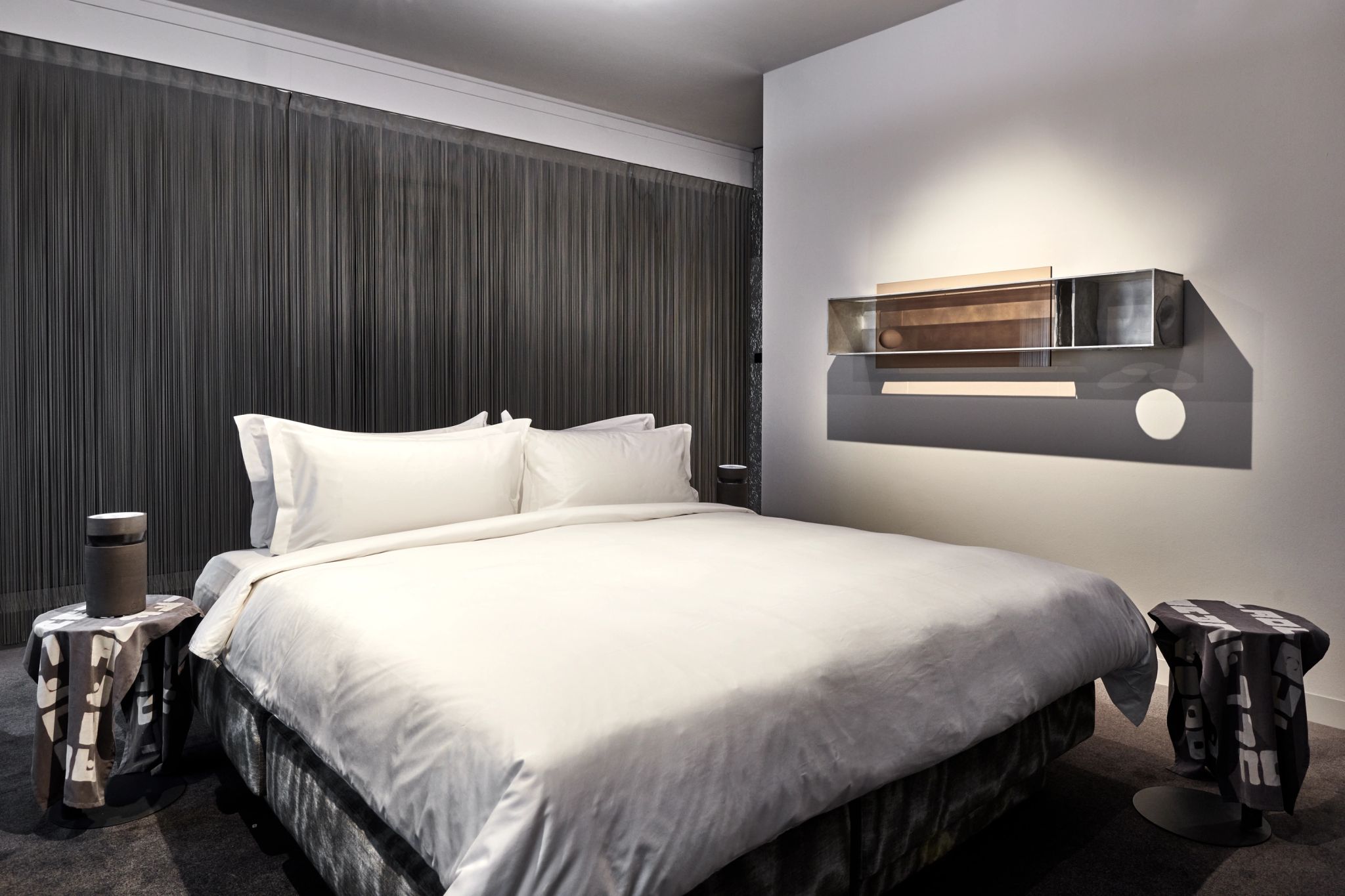 suite casal - decoraçao minimalista - decoraçao em cinza