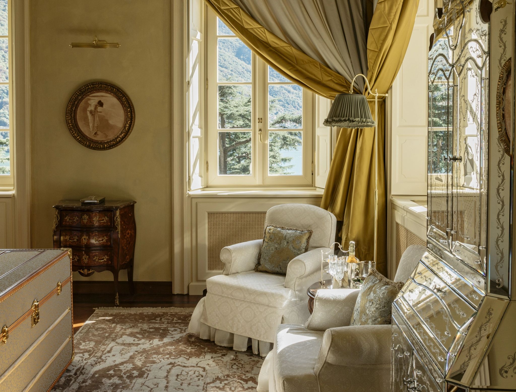 Room in the Villa Lake View area de estar – chique – quarto vista lago di como