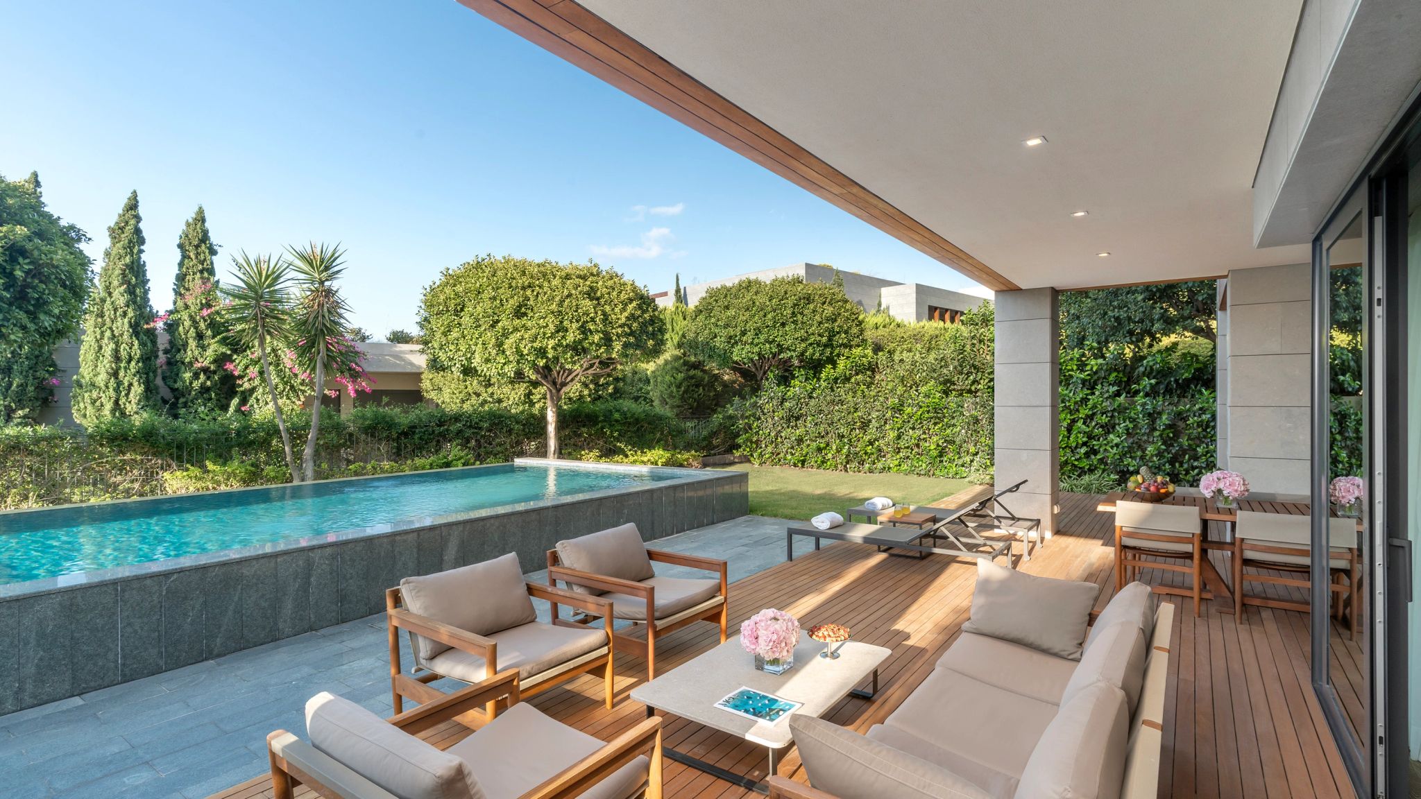 Three Bedroom Apartment Pool piscina externa - piscina privativa - apartamento com piscina