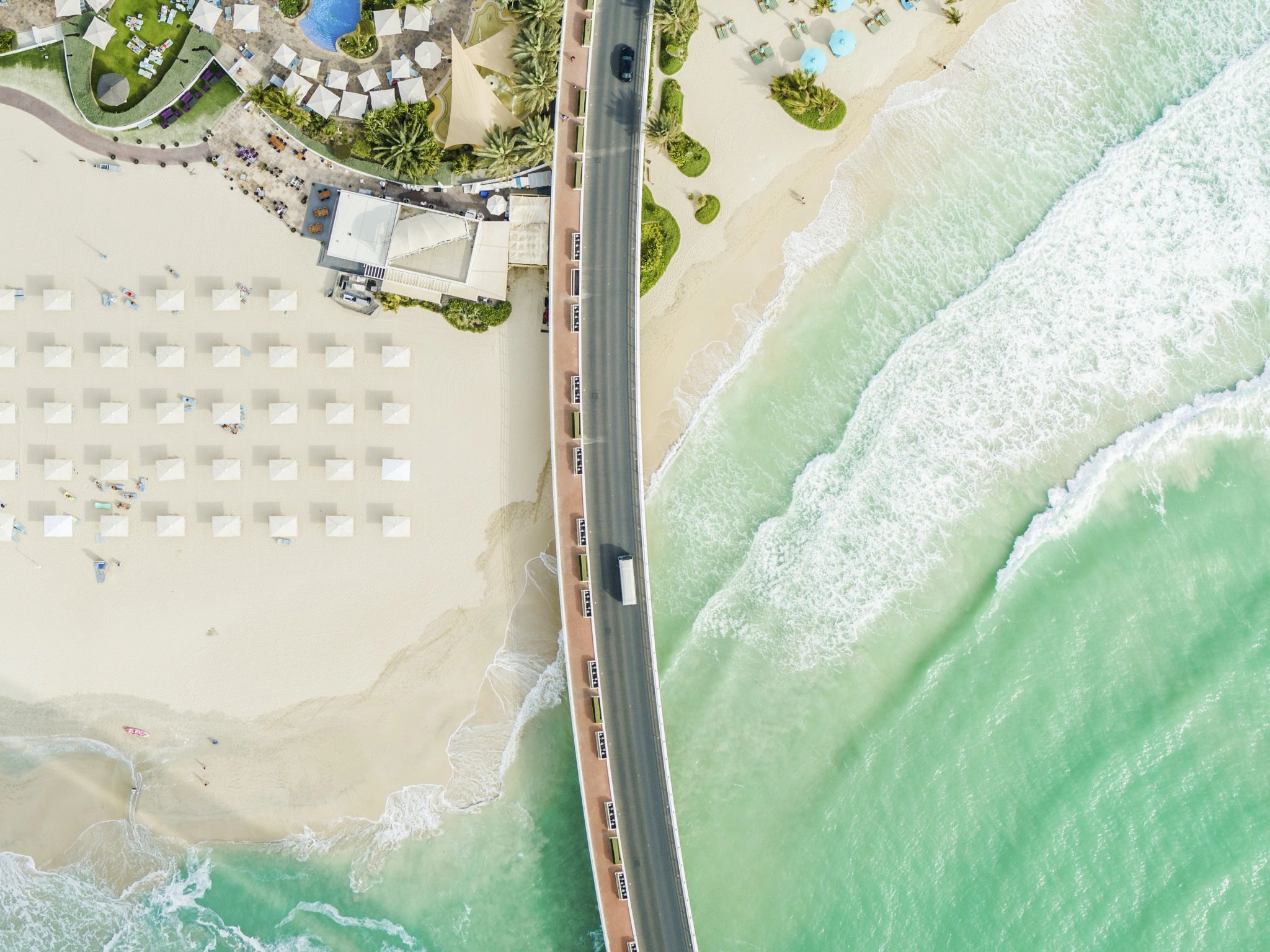 vista aerea - hospedagem de luxo dubai - praias de dubai