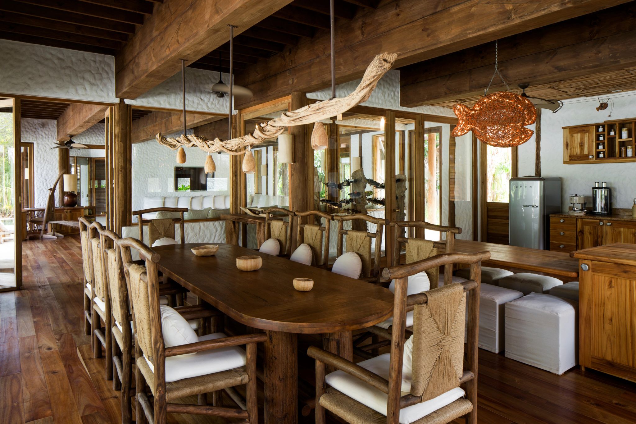 Villa 42 vila de luxo - mesa de jantar - decoracao premium