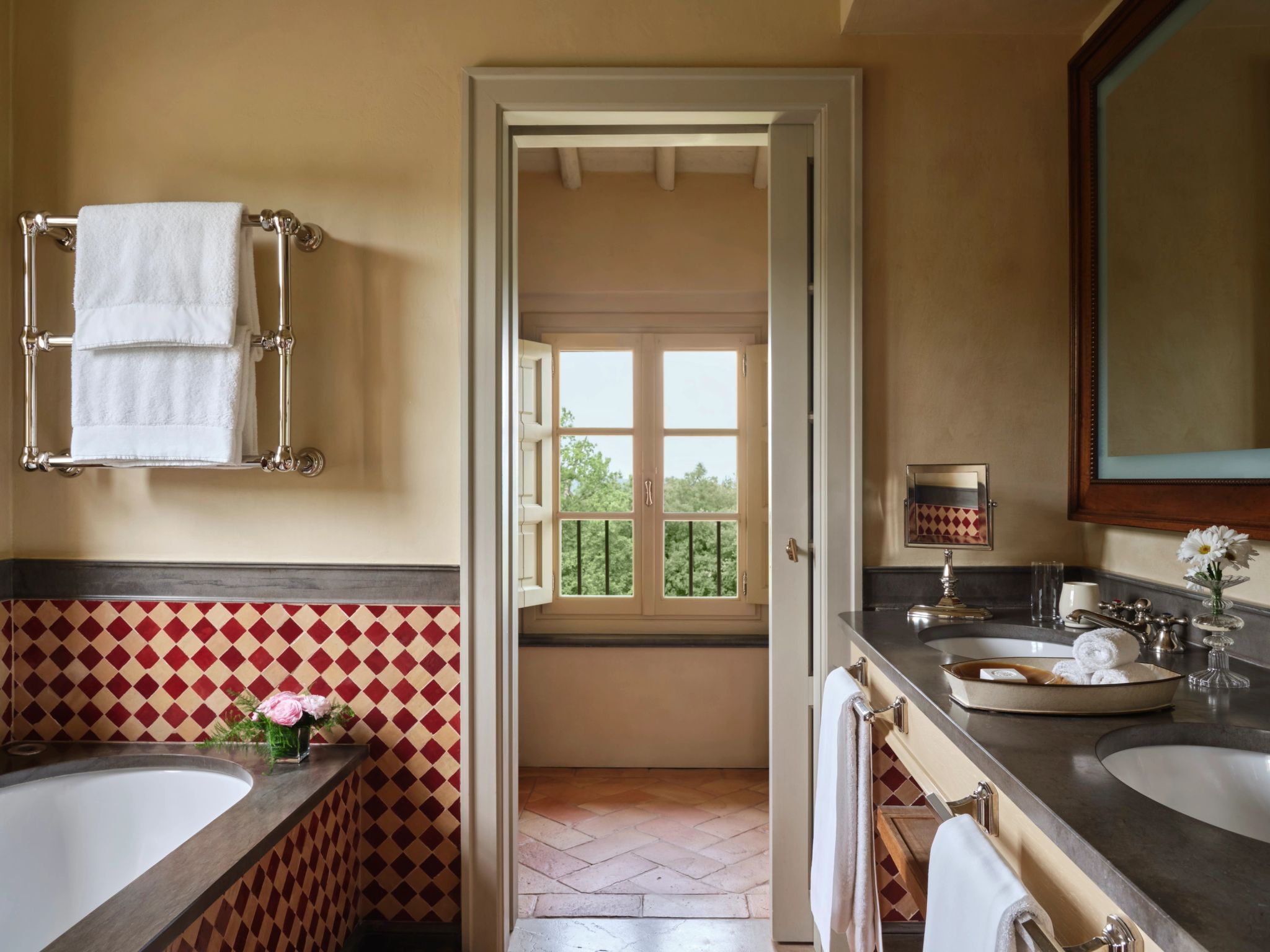Villa Alba banheiro de luxo – banheiro com banheira – banheiro amplo