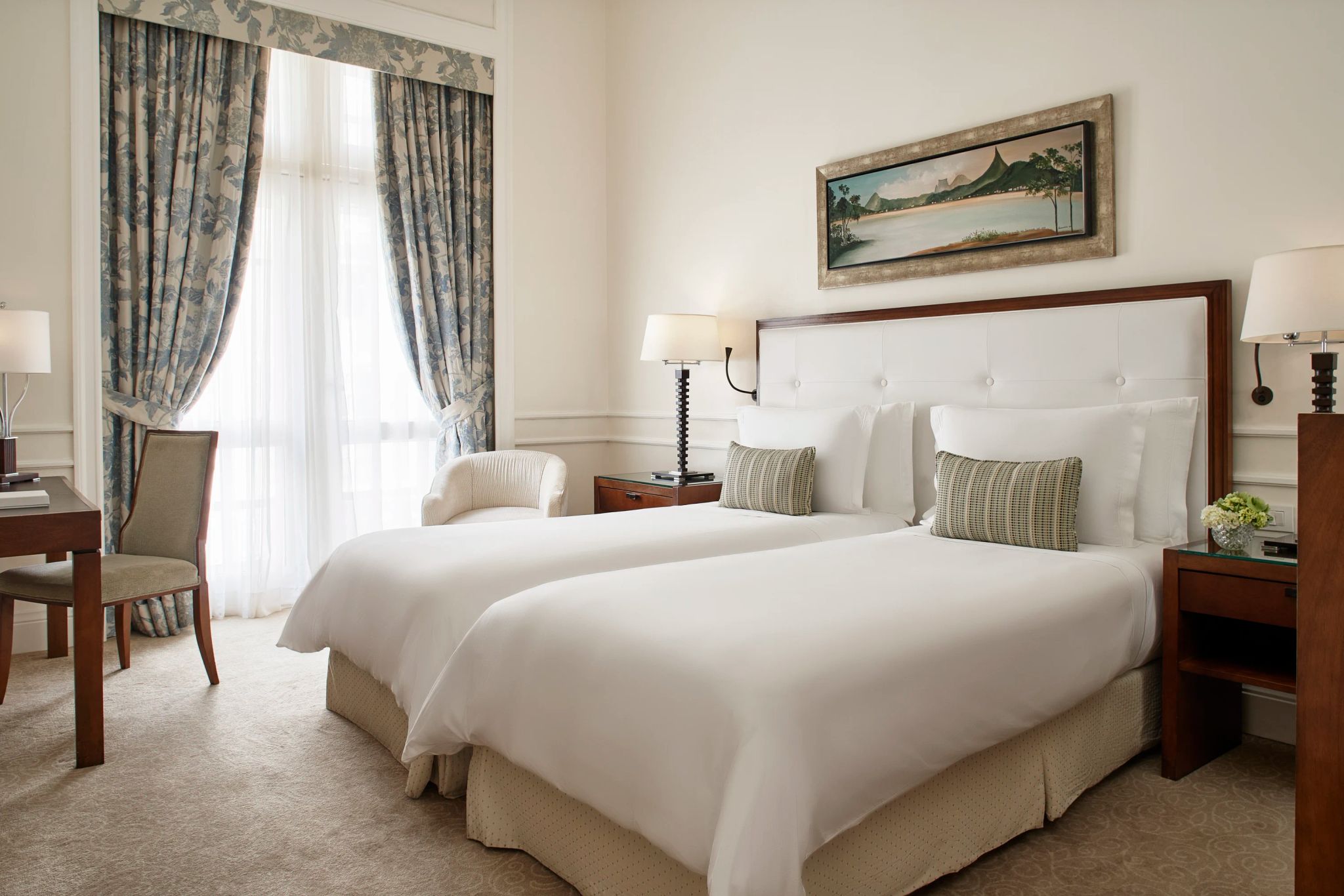quarto de luxo - hotel - camas twin - copacabana palace