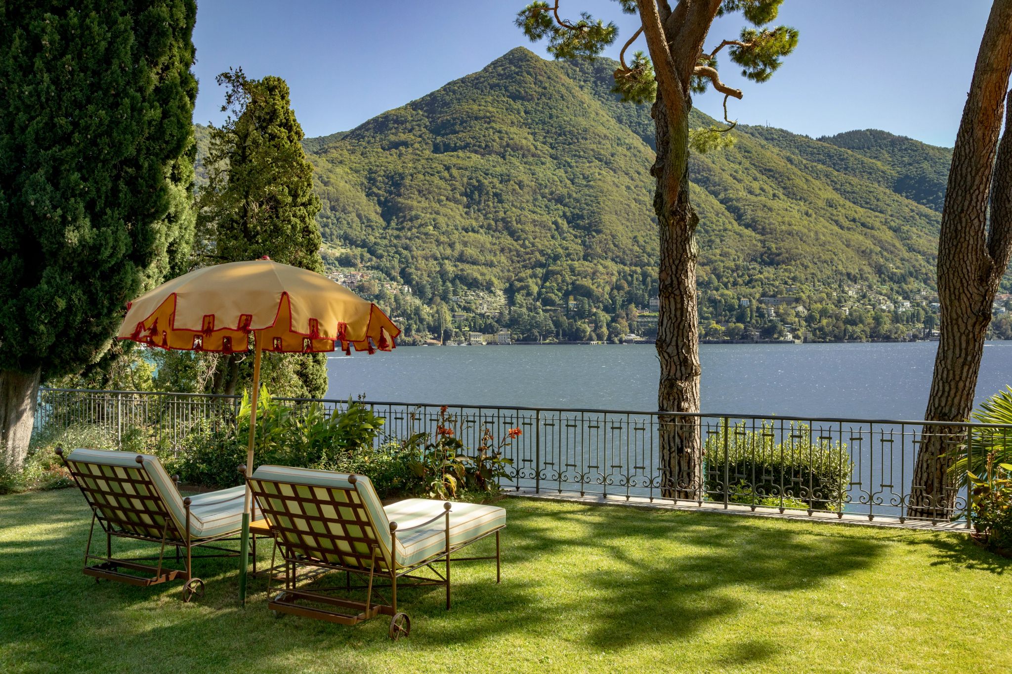Grand Room al Lago Lake View quarto com terraço - quarto com vista – vista lake como