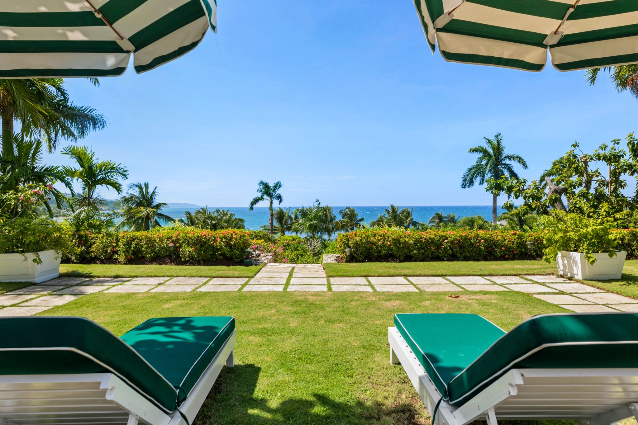 Two Bedroom Classic Villa no pool  banho de sol - terraço privativo - terraço vista mar - suite com dois quartos