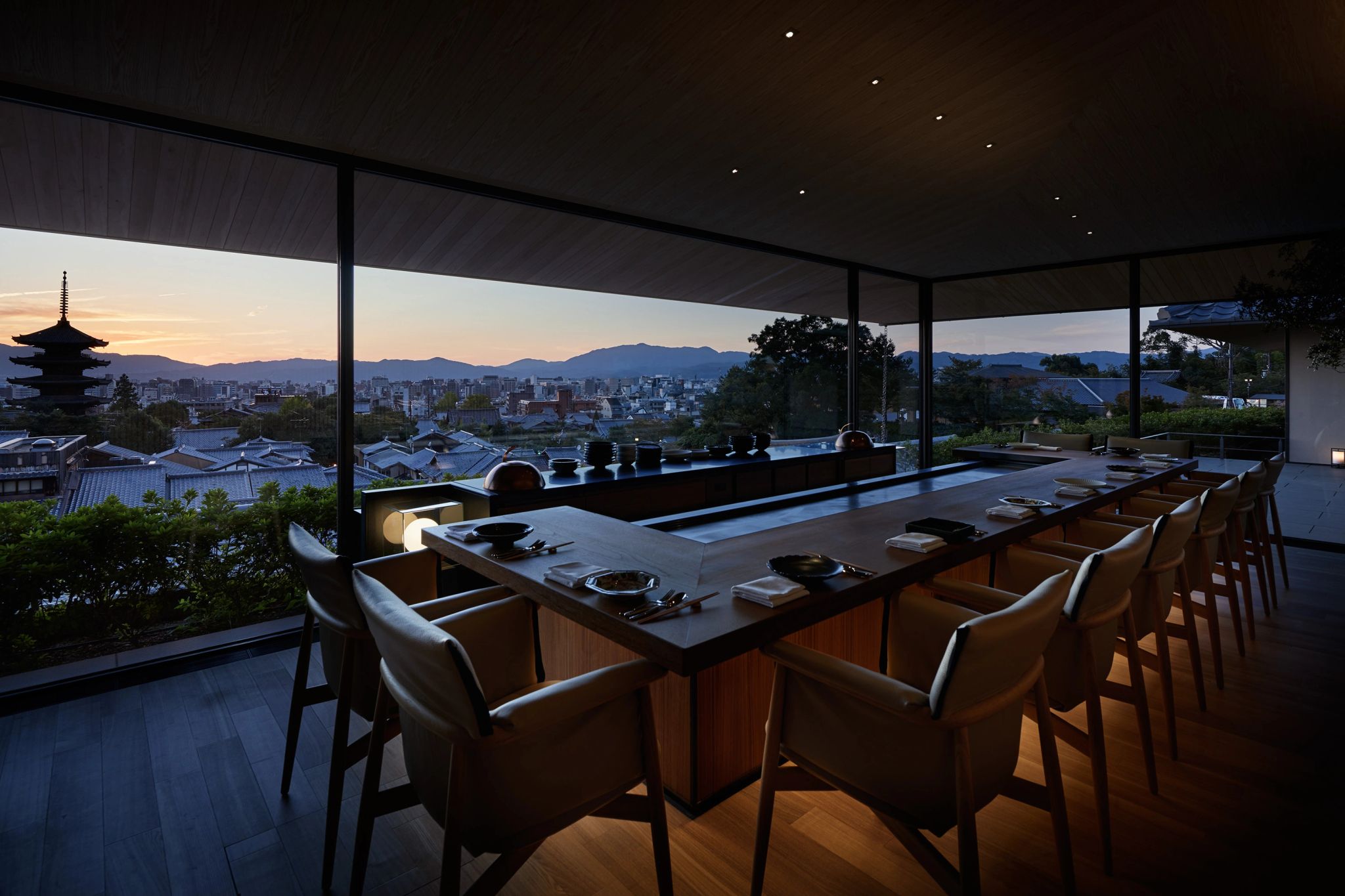 Restaurante Yasaka  restaurante moderno – jantar privativo – vista panoramica