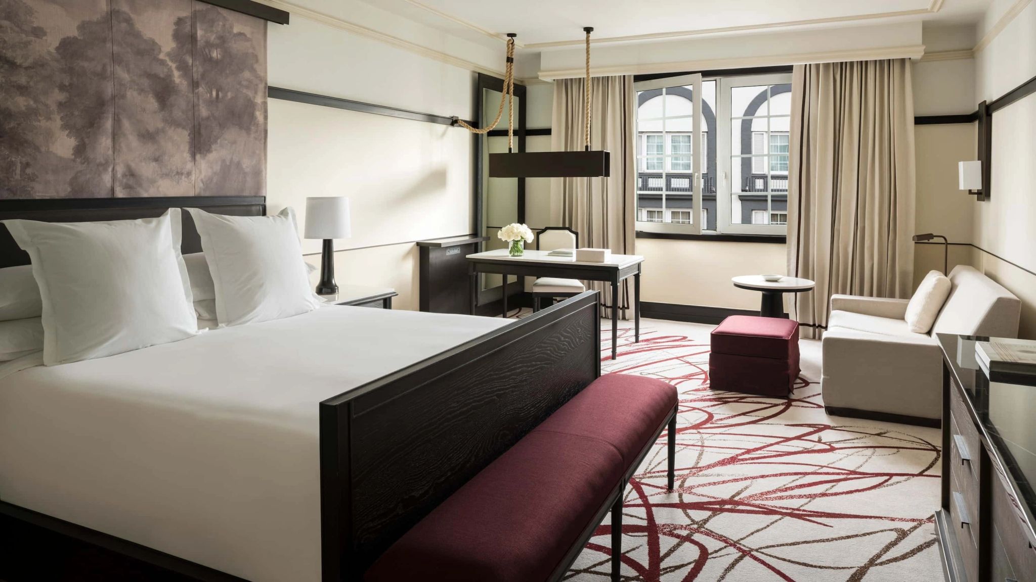 Deluxe King quarto de hotel - quarto de luxo - cama king - quarto moderno