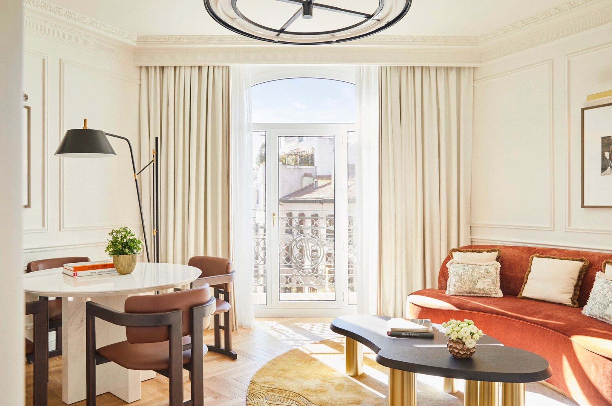 Cervantes One Bedroom Suite King City View sala estar - quarto aconchegante - quarto top