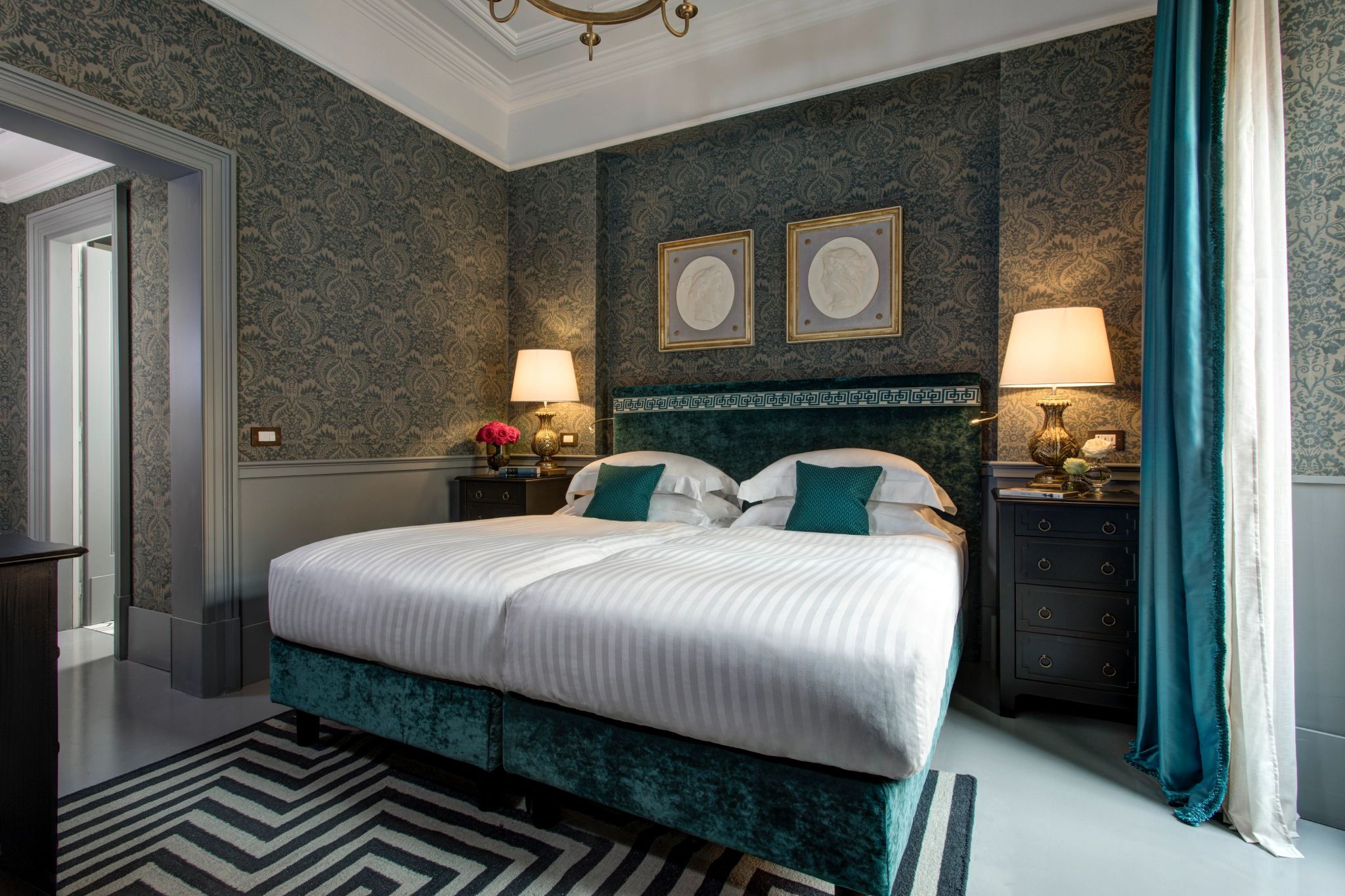 quarto de hotel - quarto duplo - camas twin