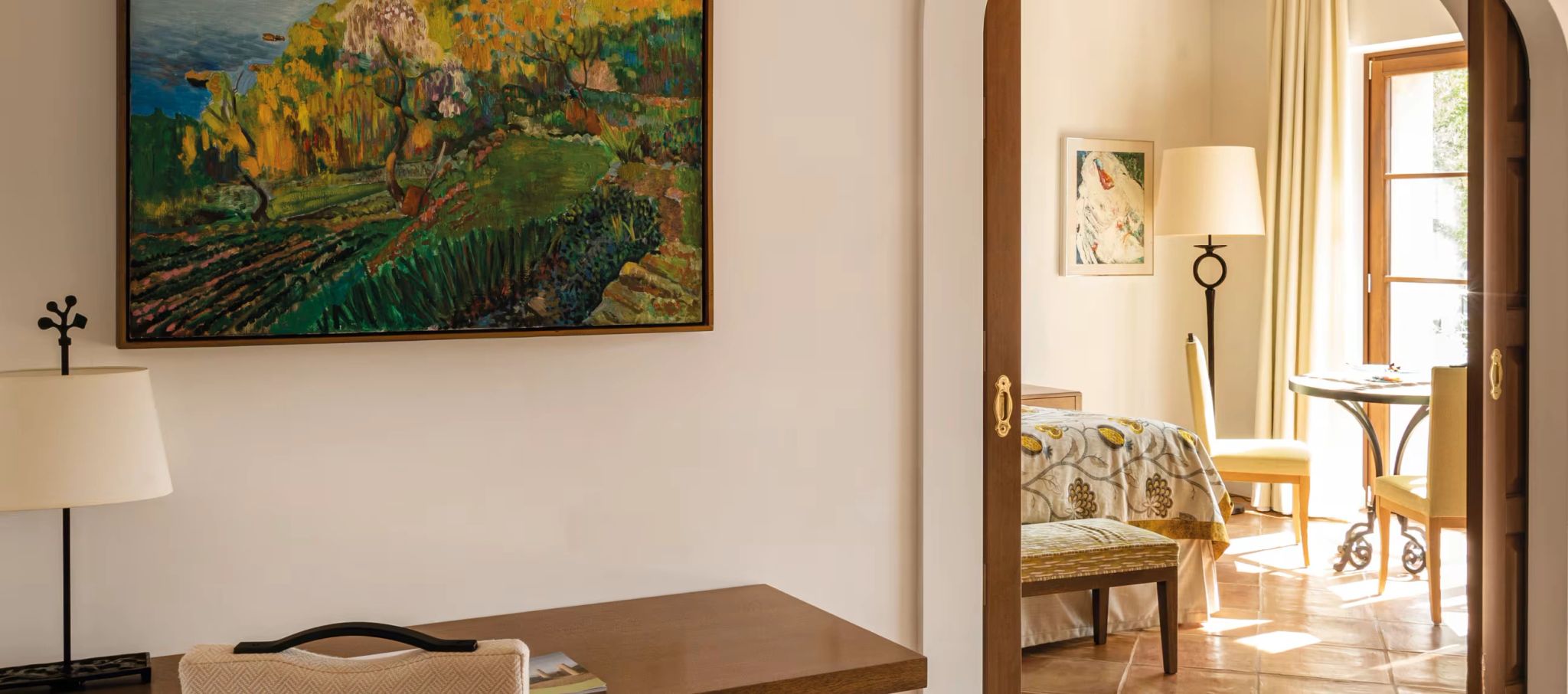 quarto com mesa - mesa de trabalho - mesa de escritorio