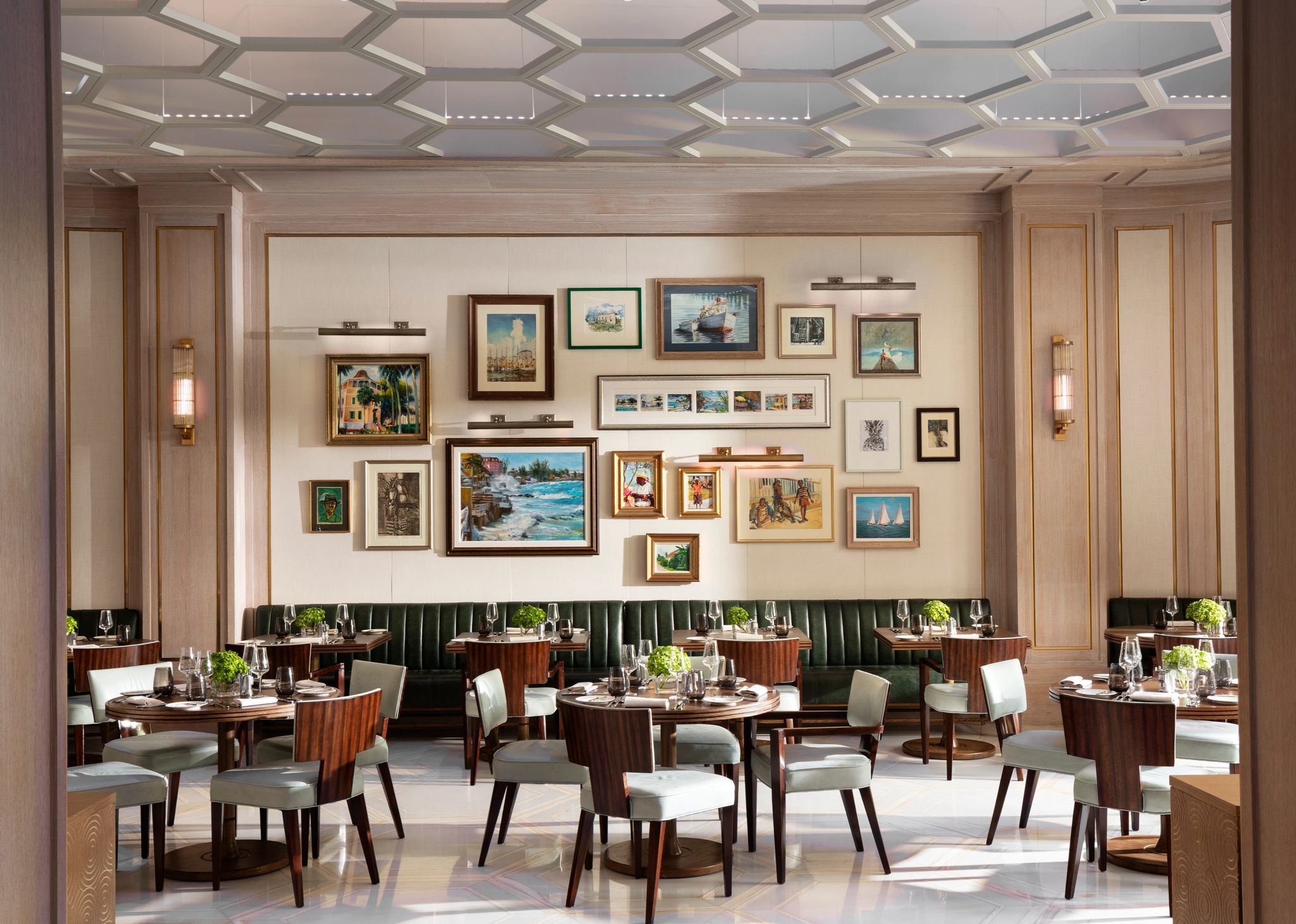 design de luxo – culinaria francesa – obras de arte - cafeteria gourmet - cafe nas bahamas