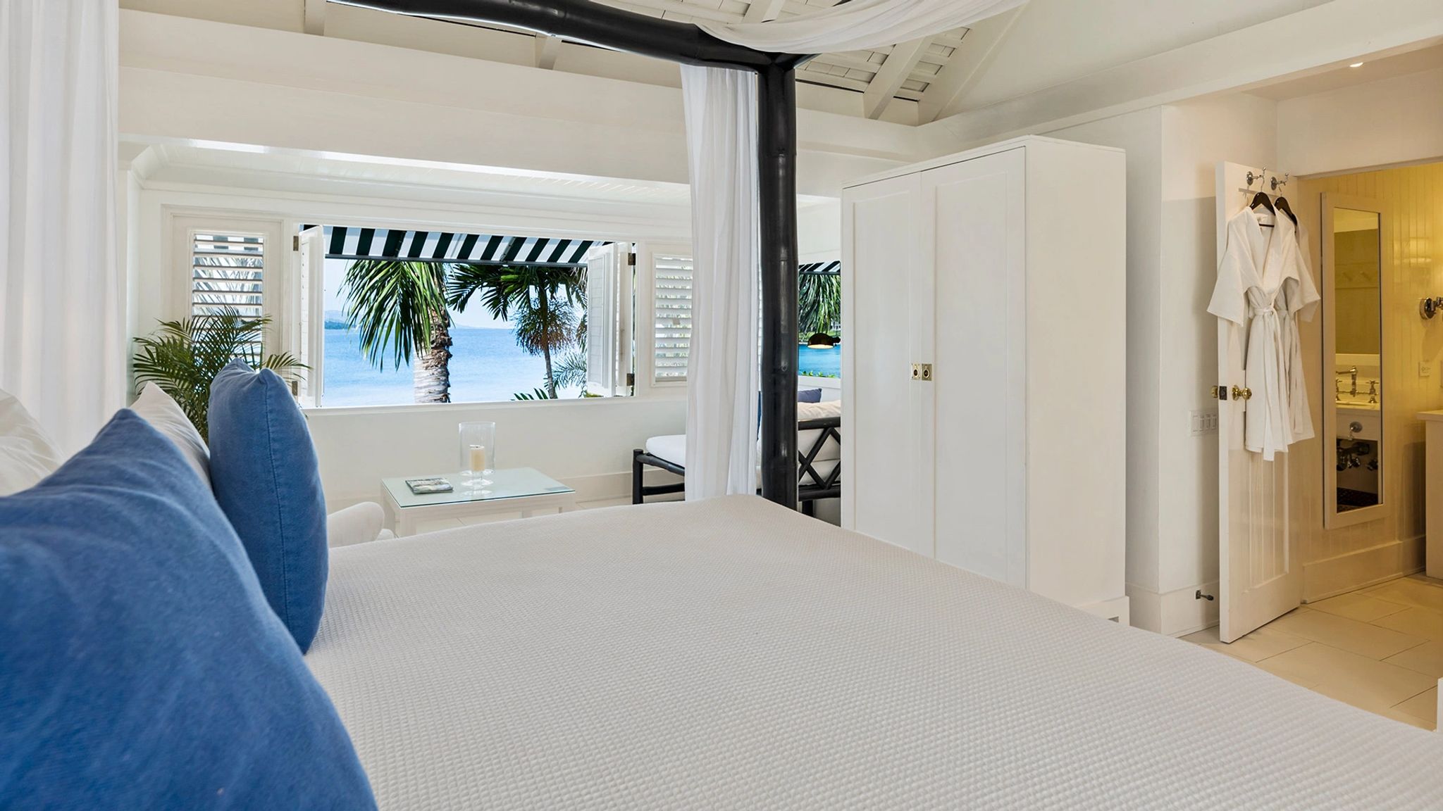 Ocean View King  quarto vista mar - cama king - quarto casal
