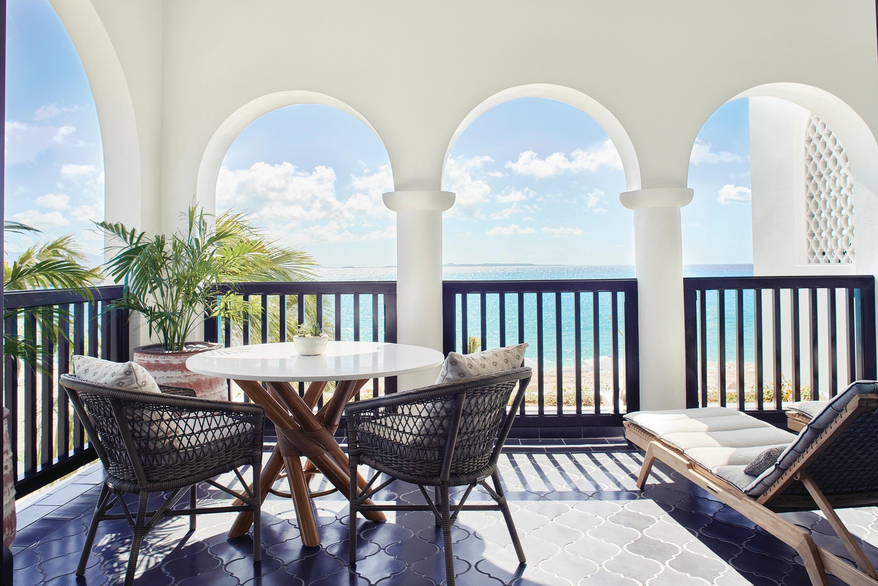 quarto com varanda –  varanda gourmet – vista mar- varanda privativa