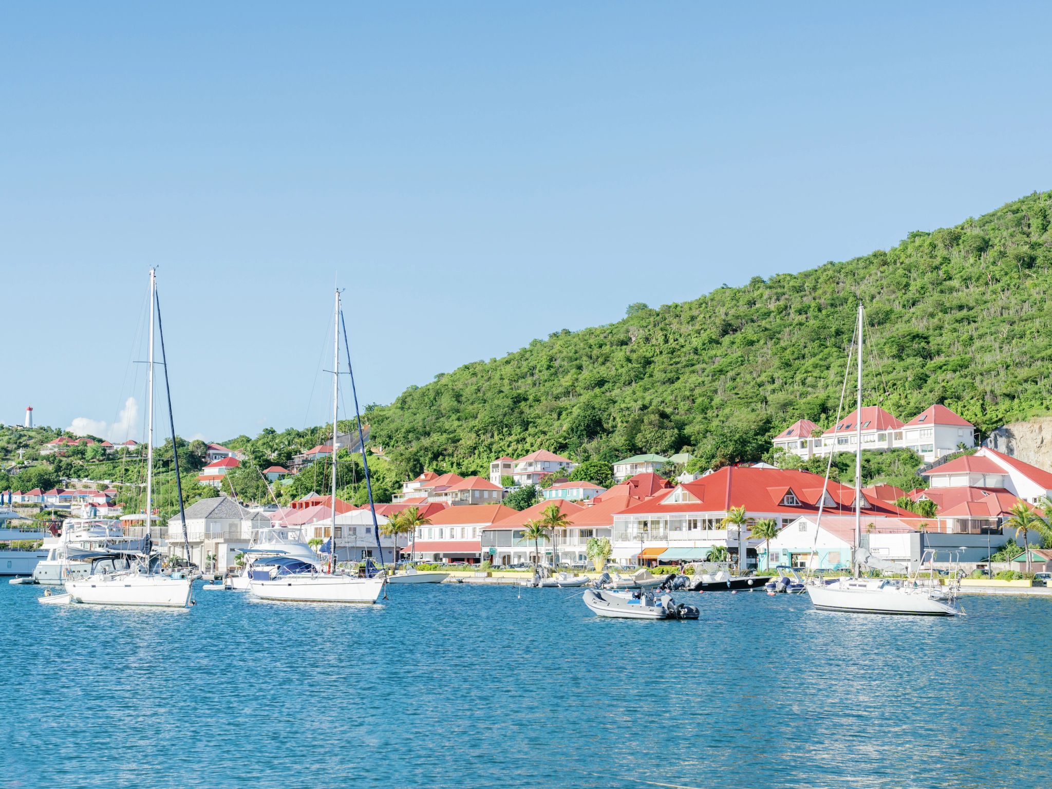 St Barth  foto aerea – mar azul turquesa – paisagem tropical - passeio de barco