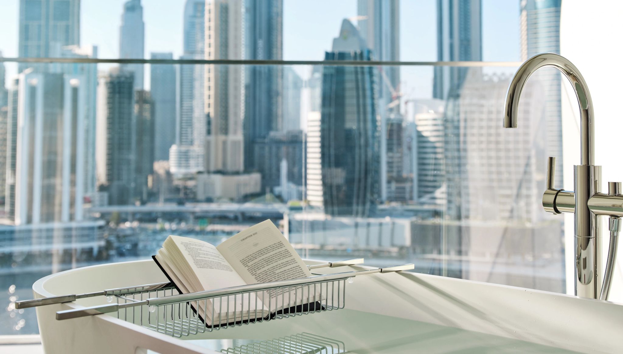 banho de banheira – banheira com vista – banheira de imersao