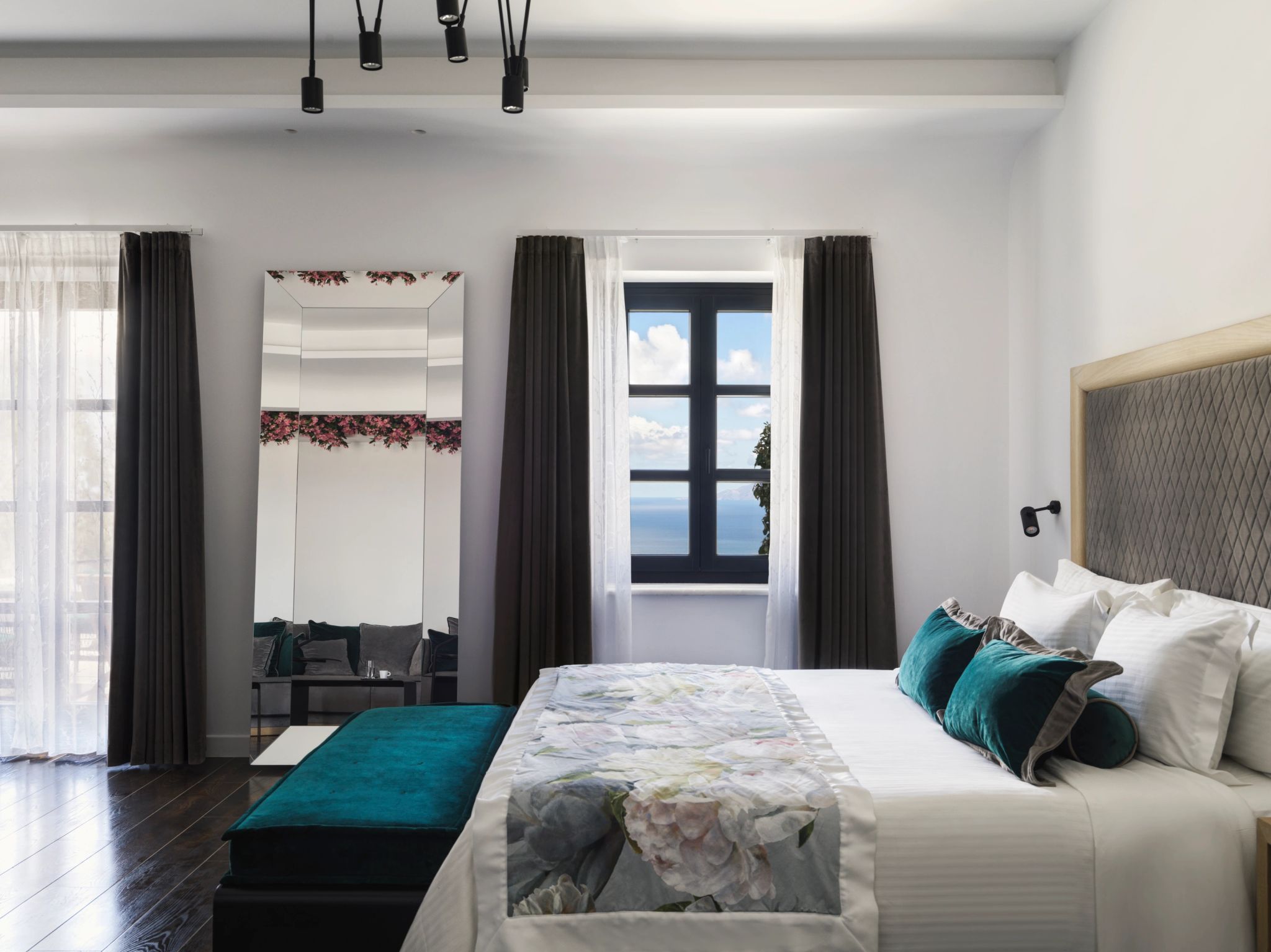 Senior Jetted Tub Suite Sea View suite vista mar - suite moderna - decoraçao moderna