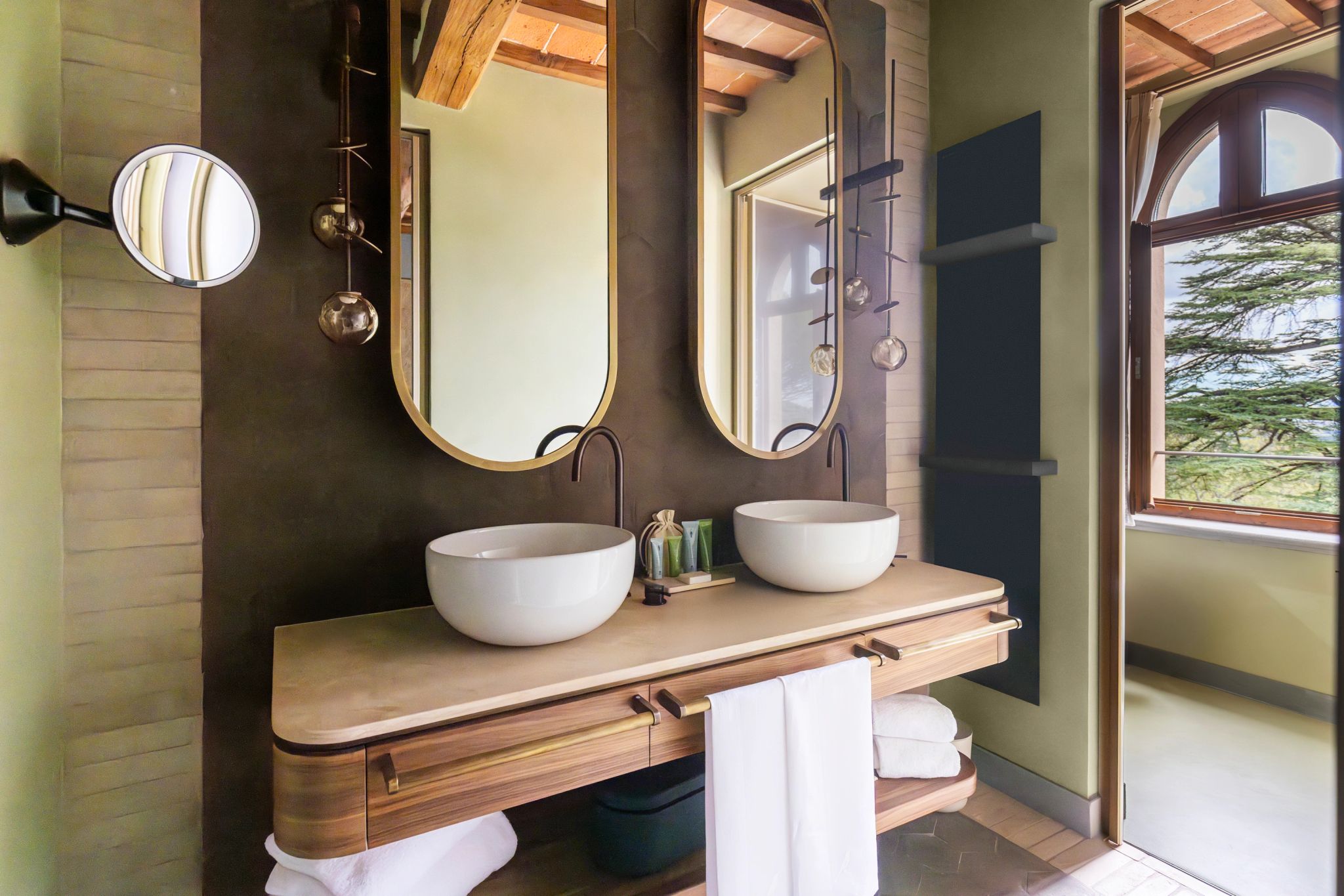 Suite pia dupla - banheiro de luxo - banheiro casal