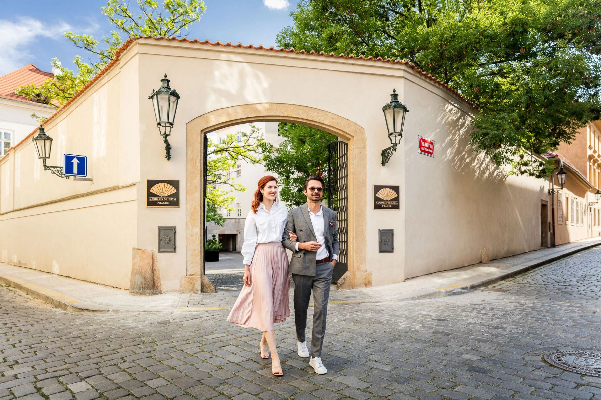 Entrada do hotel mandarin oriental prague – entrada do hotel