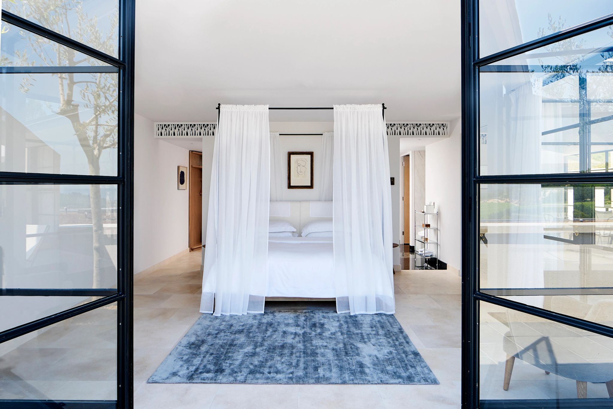 Two Bedroom Pool Villa Suite cama de hotel – cama de dossel – design clean - suite de luxo - suite com dois quartos