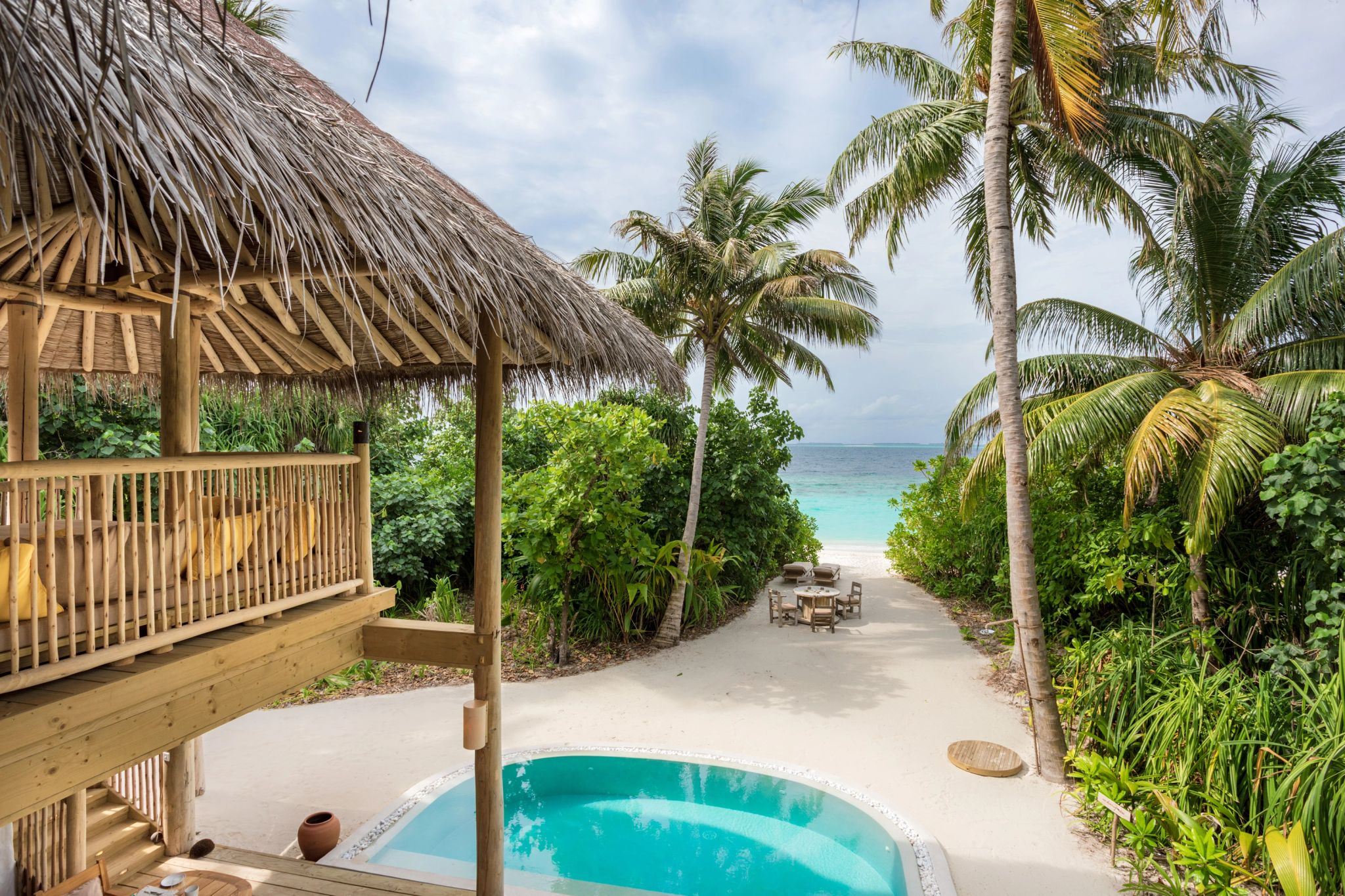 Two Bedroom Crusoe Residence Pool aventura maldivas - gastronomia resort - piscina infinita