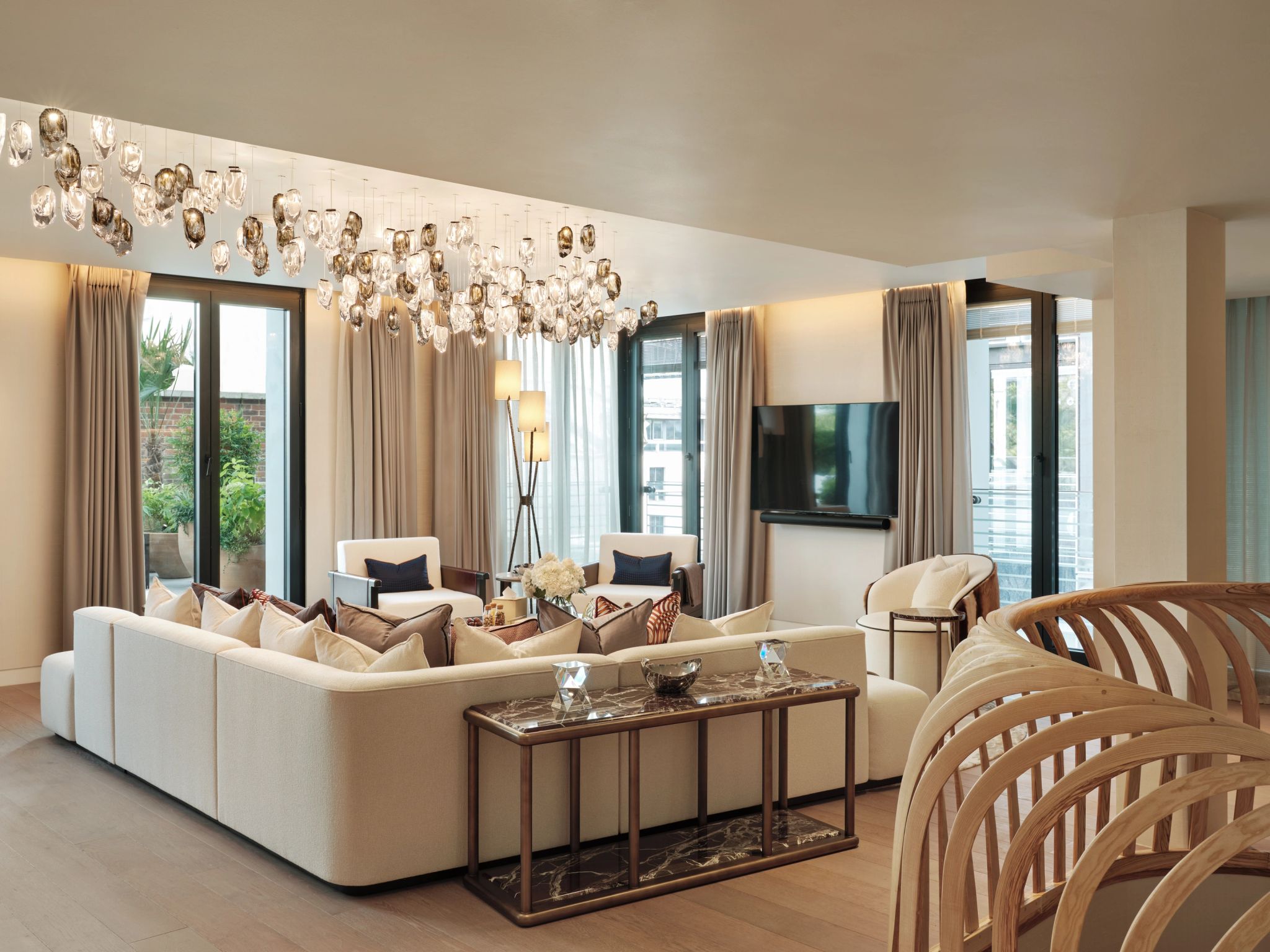 Two Bedroom Duplex Apartment sala de estar - sala de luxo - sala de tv - decoraçao moderna