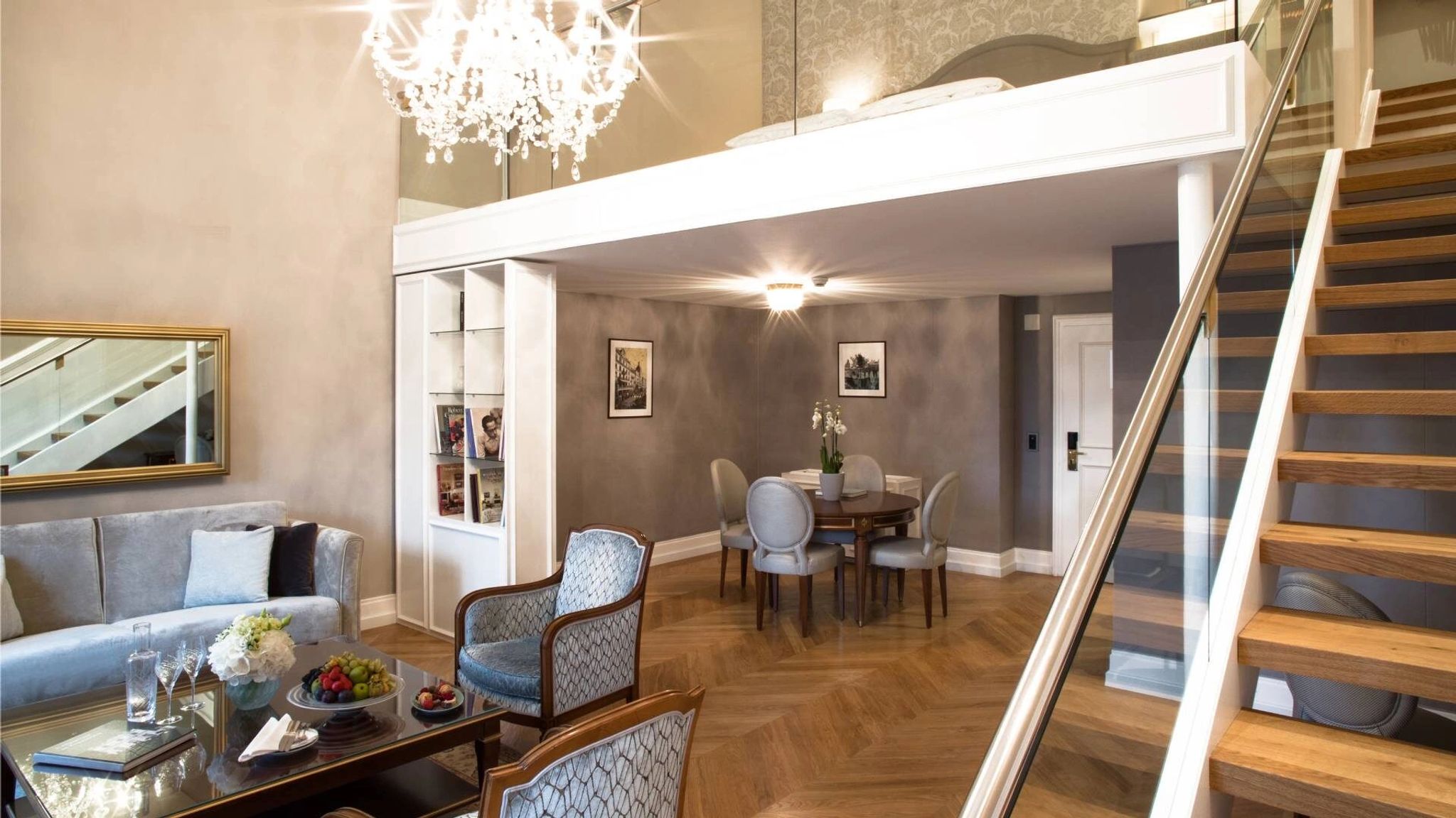 Deluxe Duplex Suite sala de jantar – sala de estar - decoraçao moderna