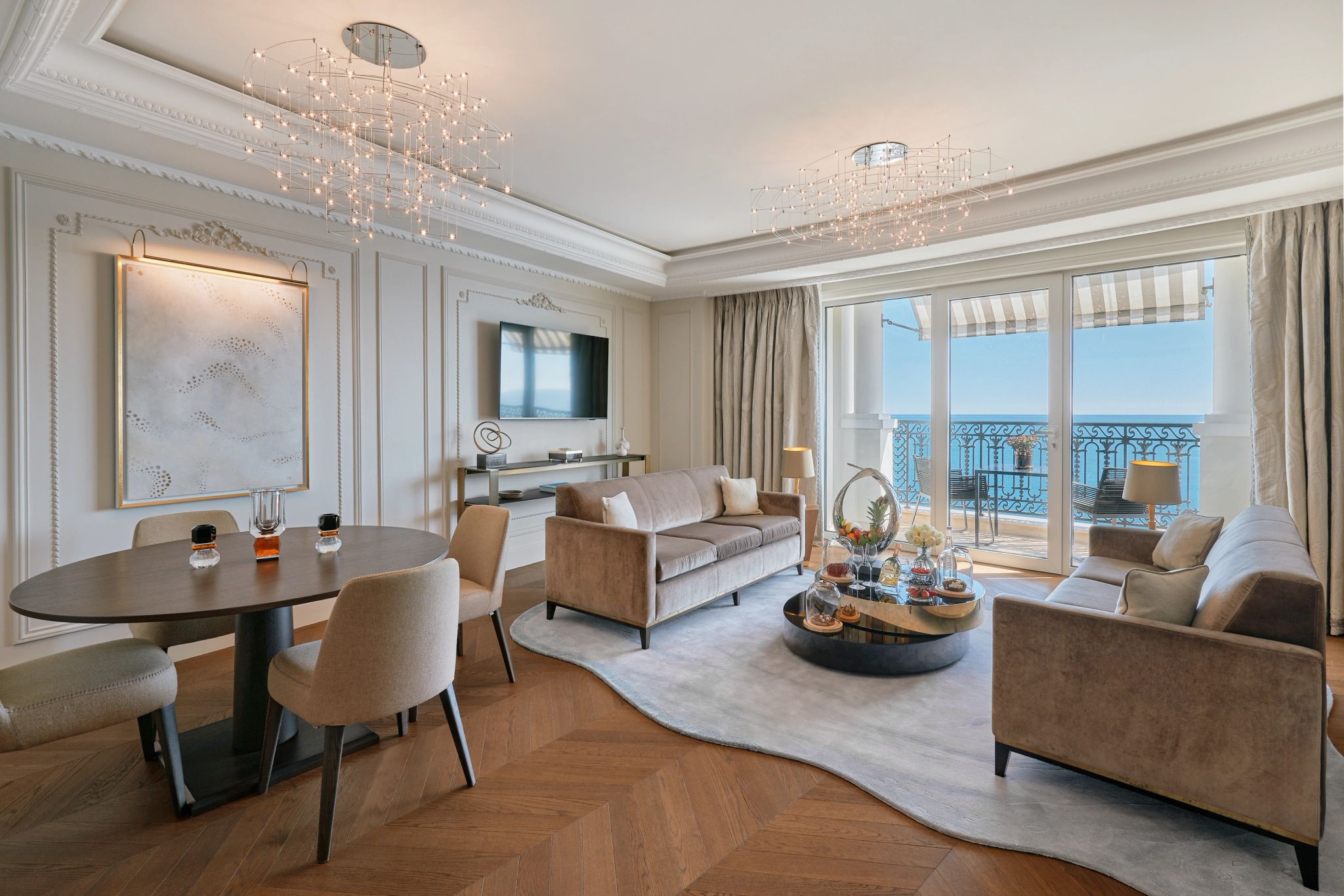 sala de estar - sofa confortavel - suite ampla luxo