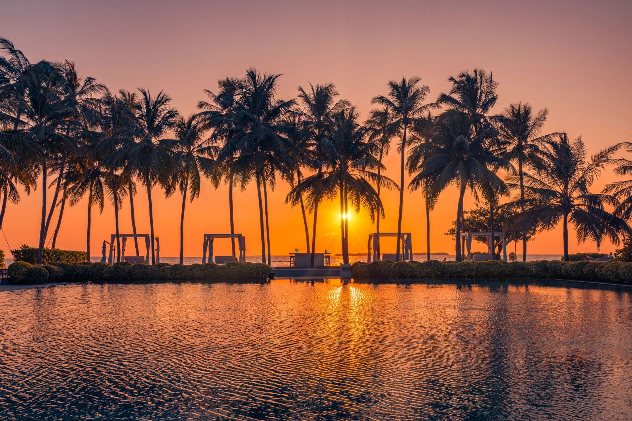 The White Bar  vista por do sol – por do sol – bar da piscina