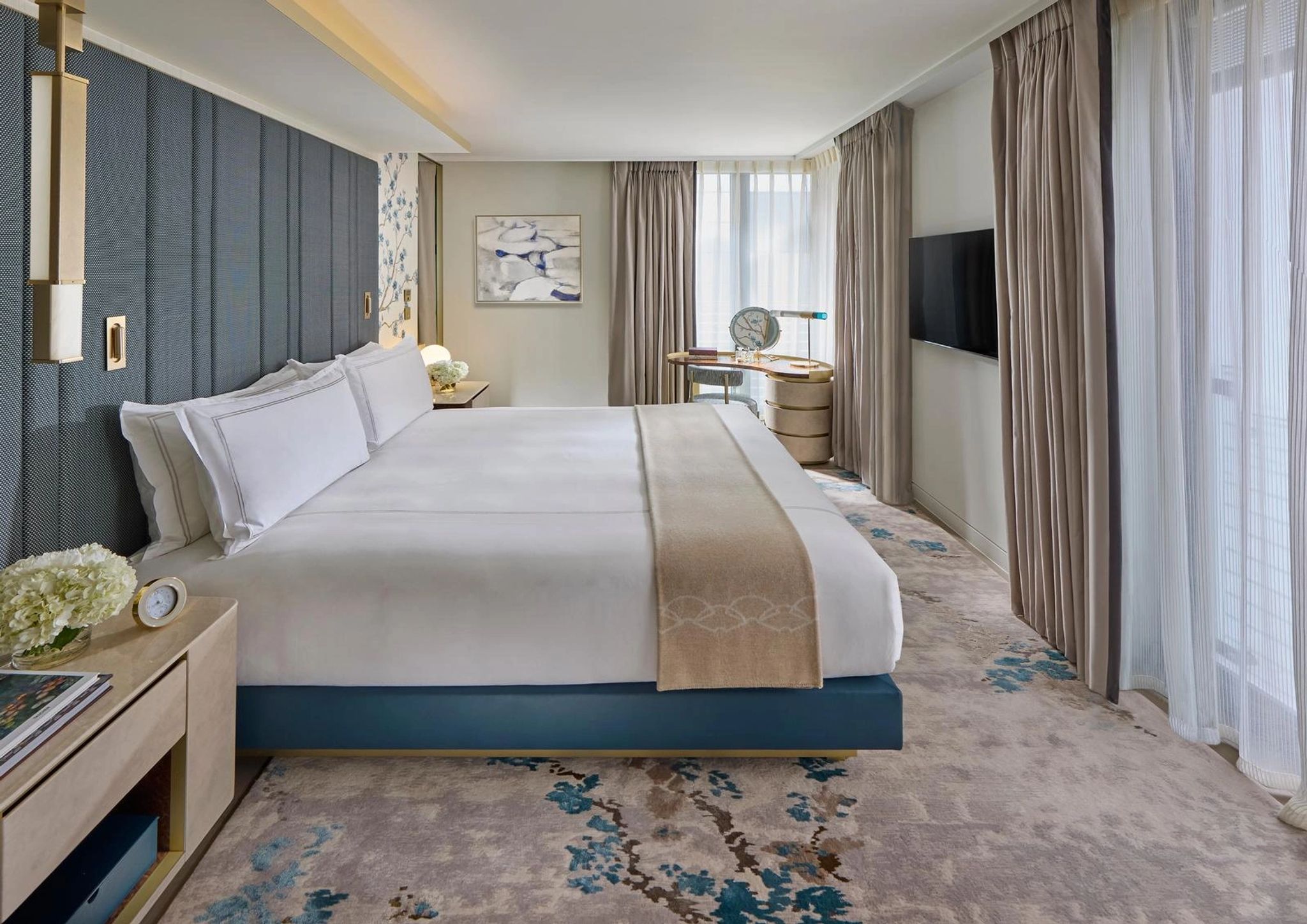 Two Bedroom Deluxe Suite cama king - suite dois quartos - decoracao contemporanea