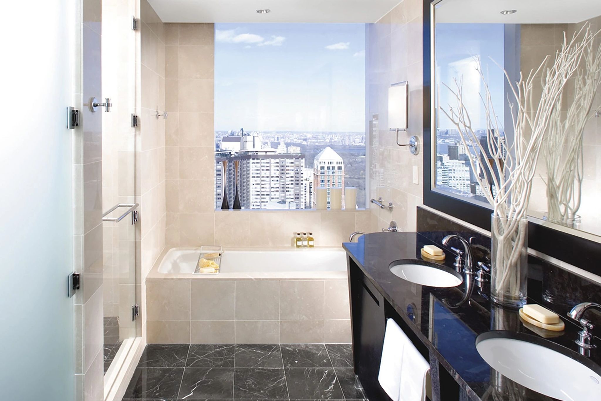 New York Skyline Suite banheira de imersao - banho premium - suite com banheira