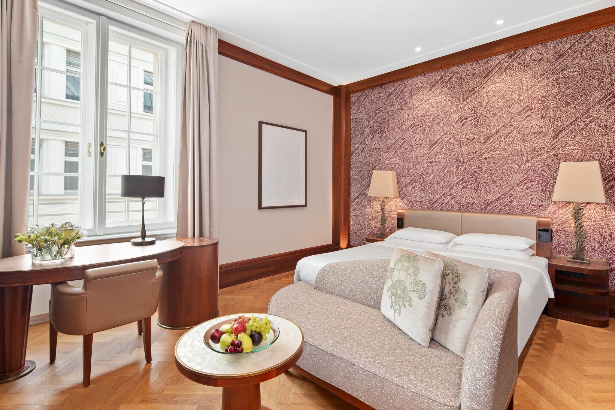 One King Bed Deluxe cama casal – vista cidade – quarto com vista