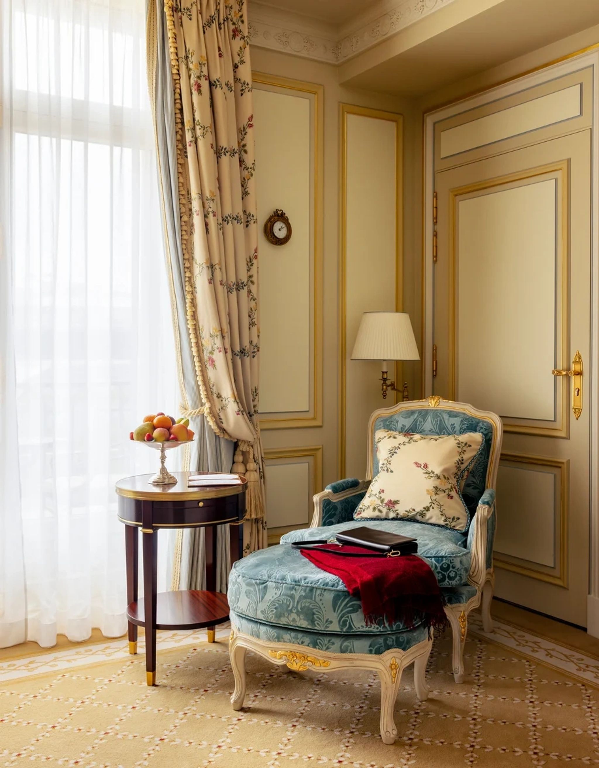 quarto luxuoso - suite premium - decoracao classica
