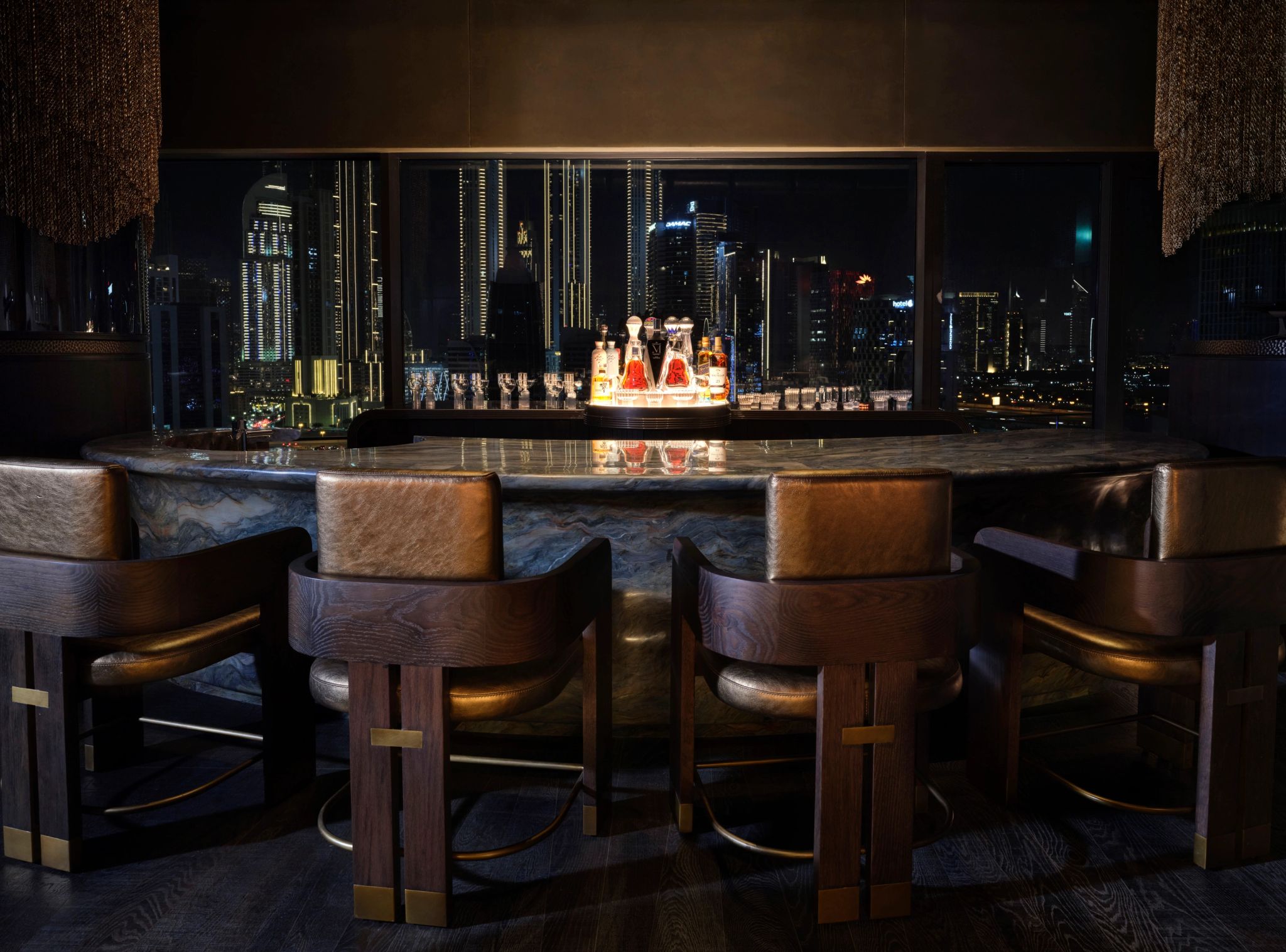 bar com vista – balcao de marmore – drinks gourmet
