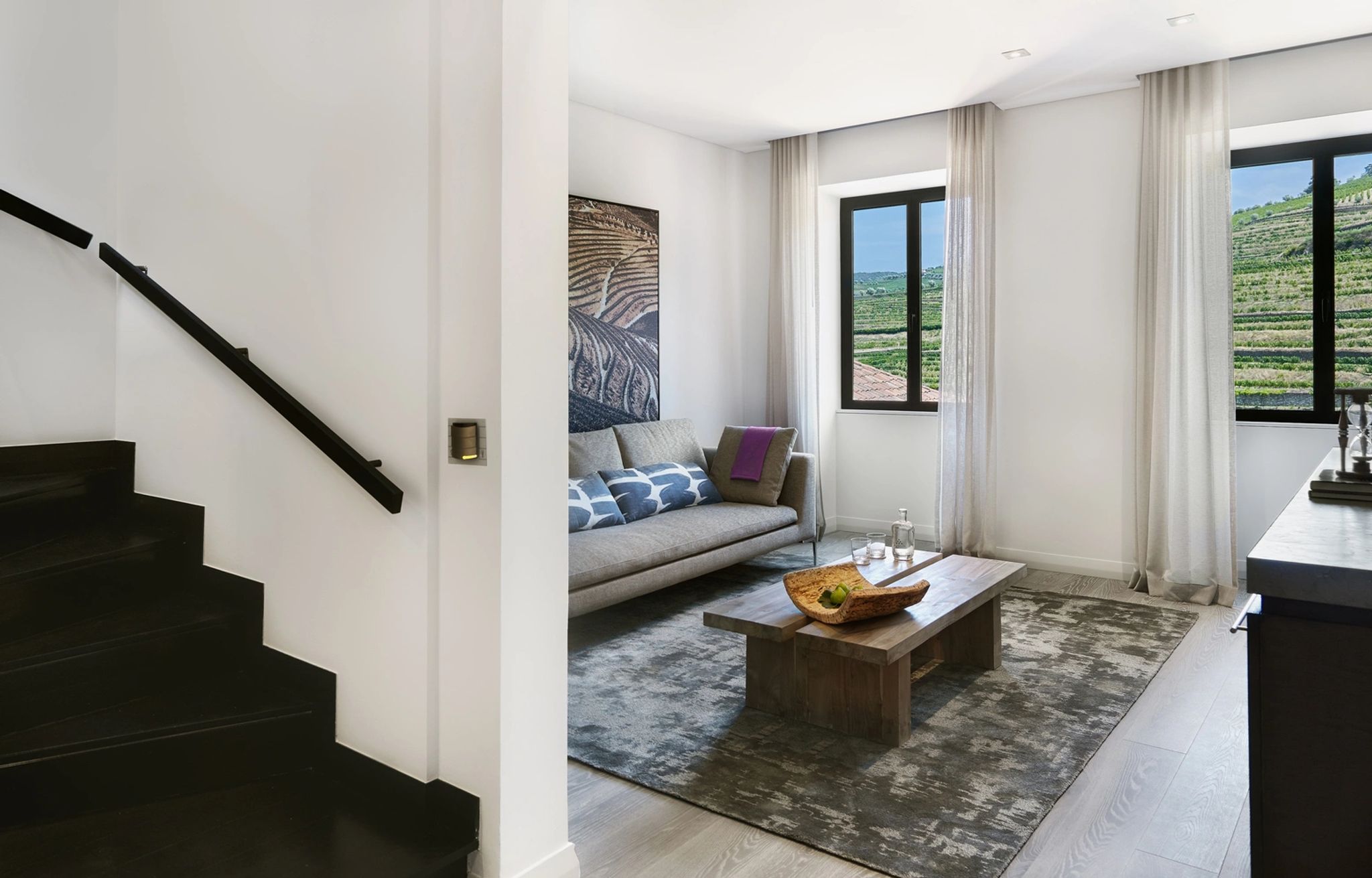 suite ampla - sala de estar - sofa premium