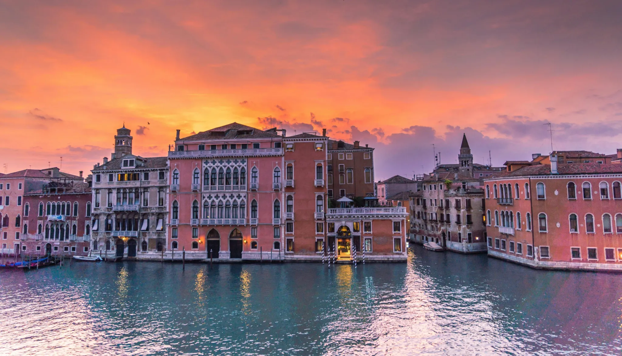 aterdecer-veneza-italia