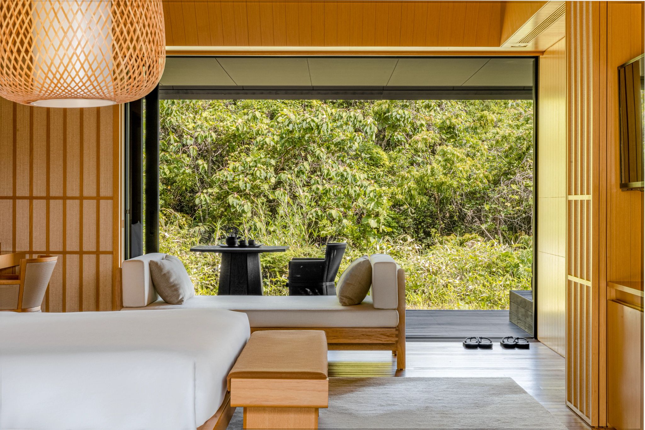 Mori Suite suite com varanda – vista jardim – suite de luxo