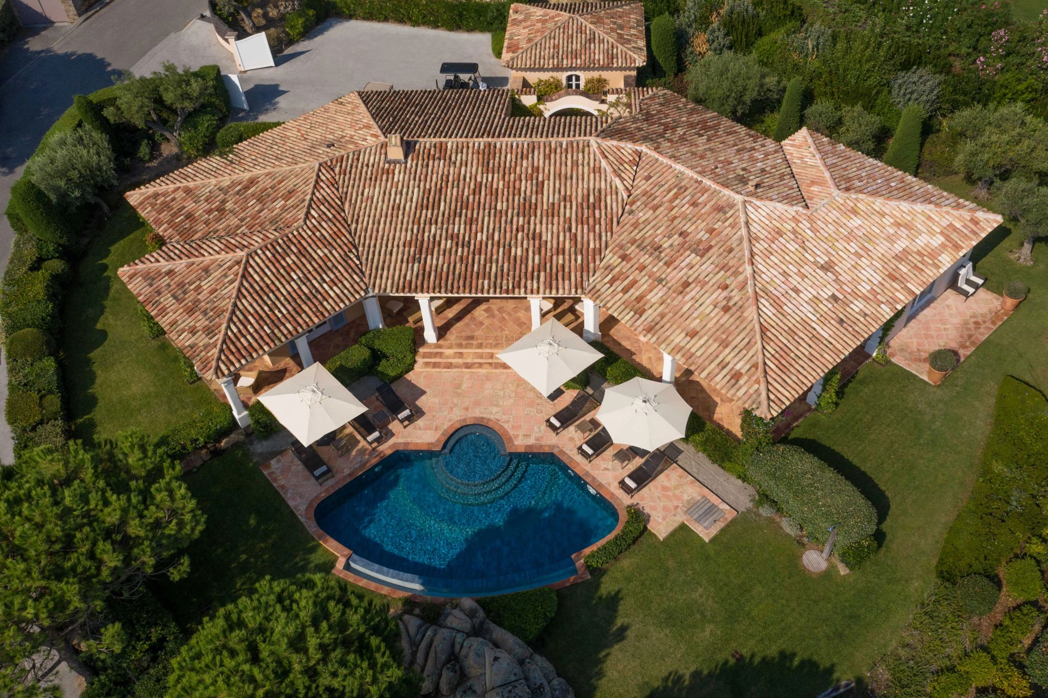 Villa 7 piscina externa - vila com piscina - vila privativa - casa de luxo