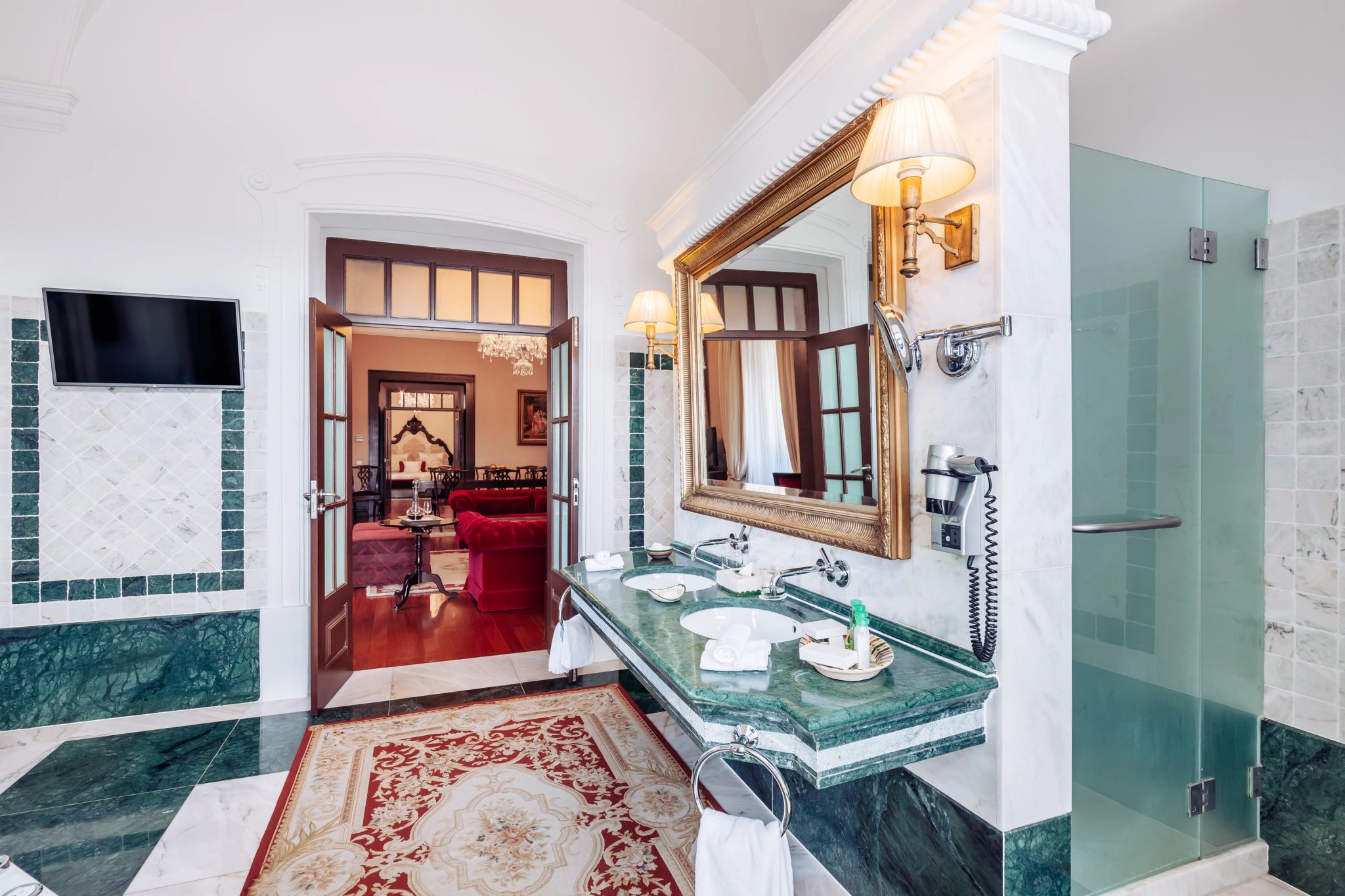 banheiro de luxo - decoracao premium - pia dupla