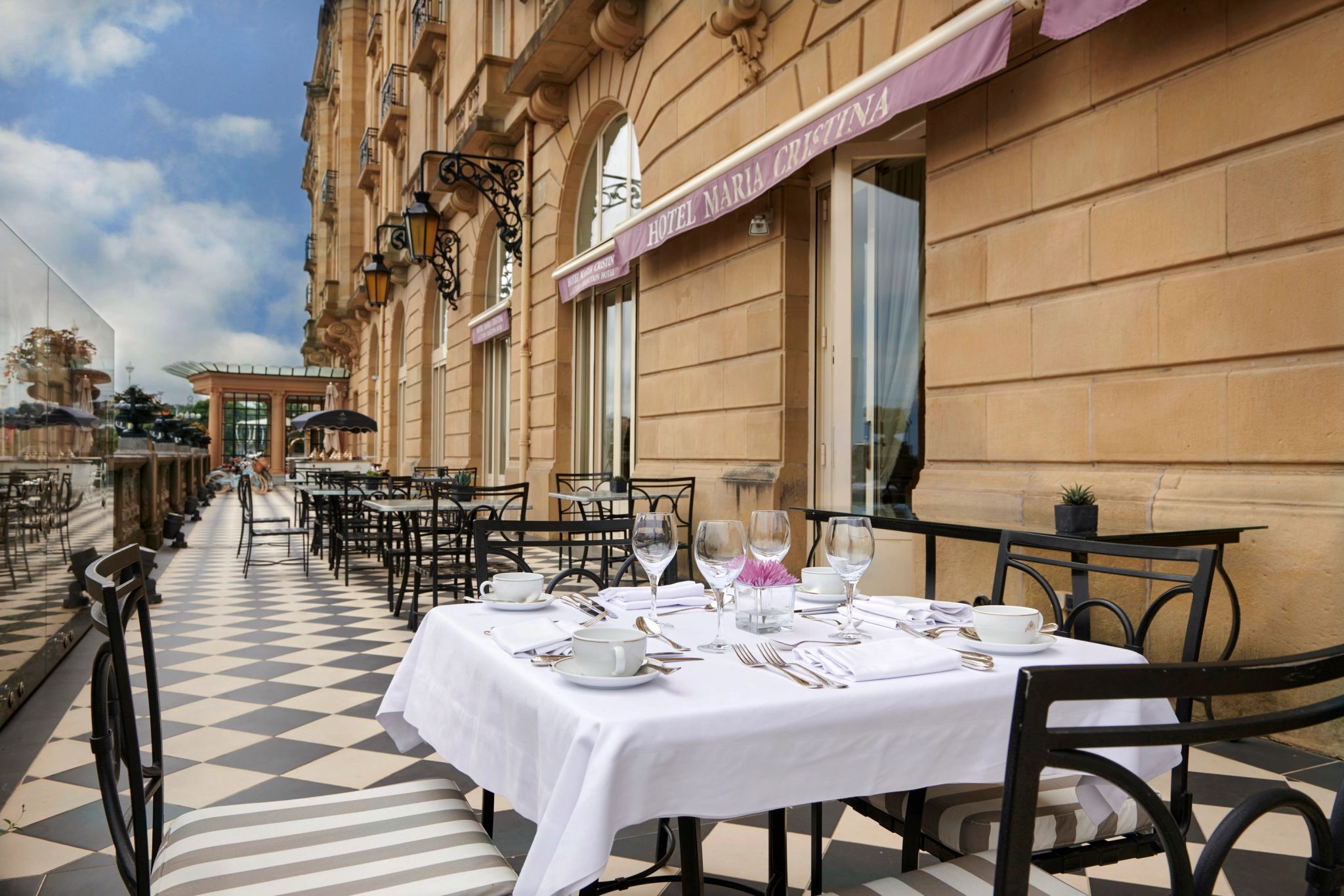 Terraço do hotel hotel com terraço terraço gourmet - restaurante ao ar livre