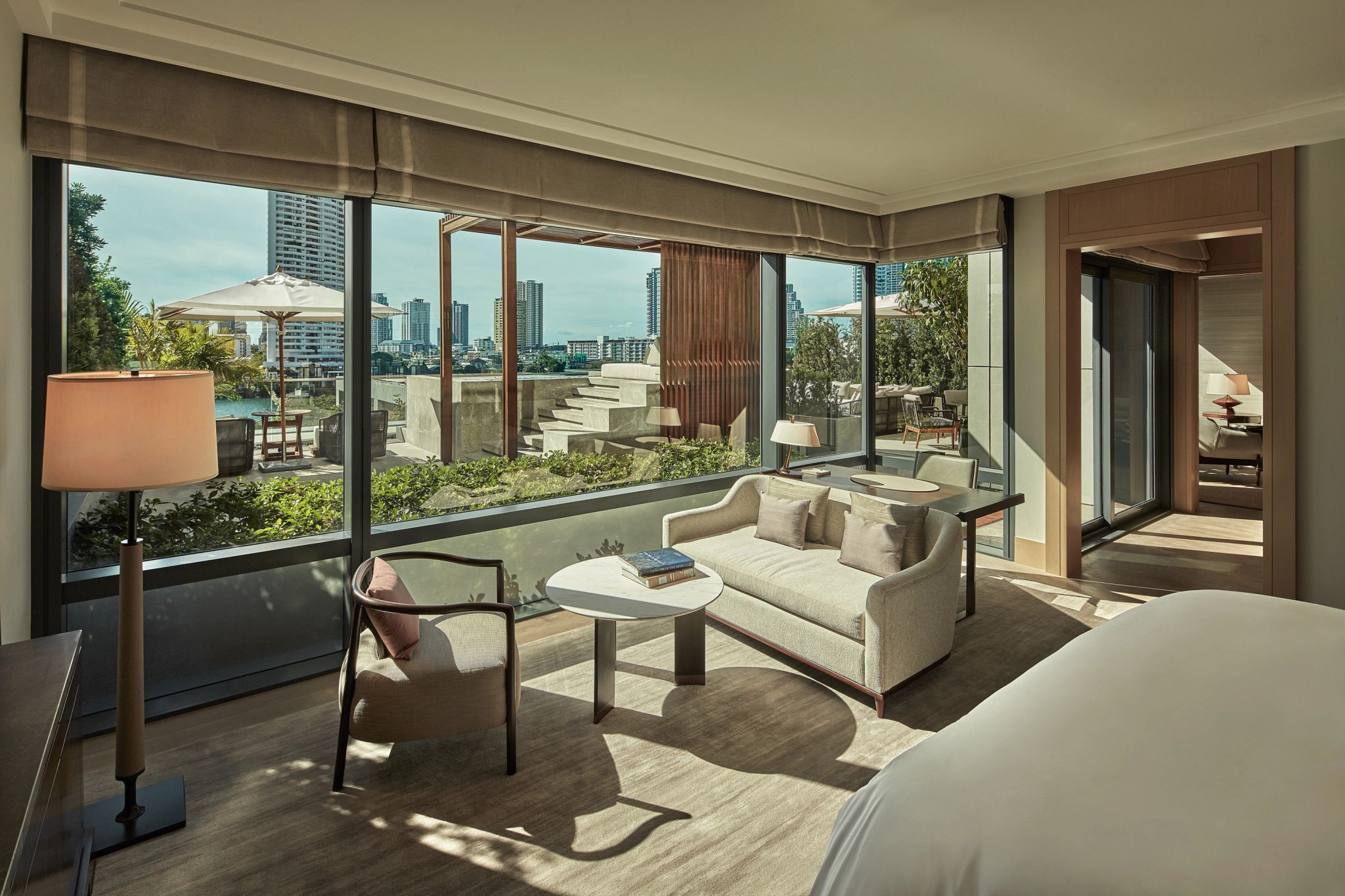 suite com sala - suite espaçosa - suite de luxo