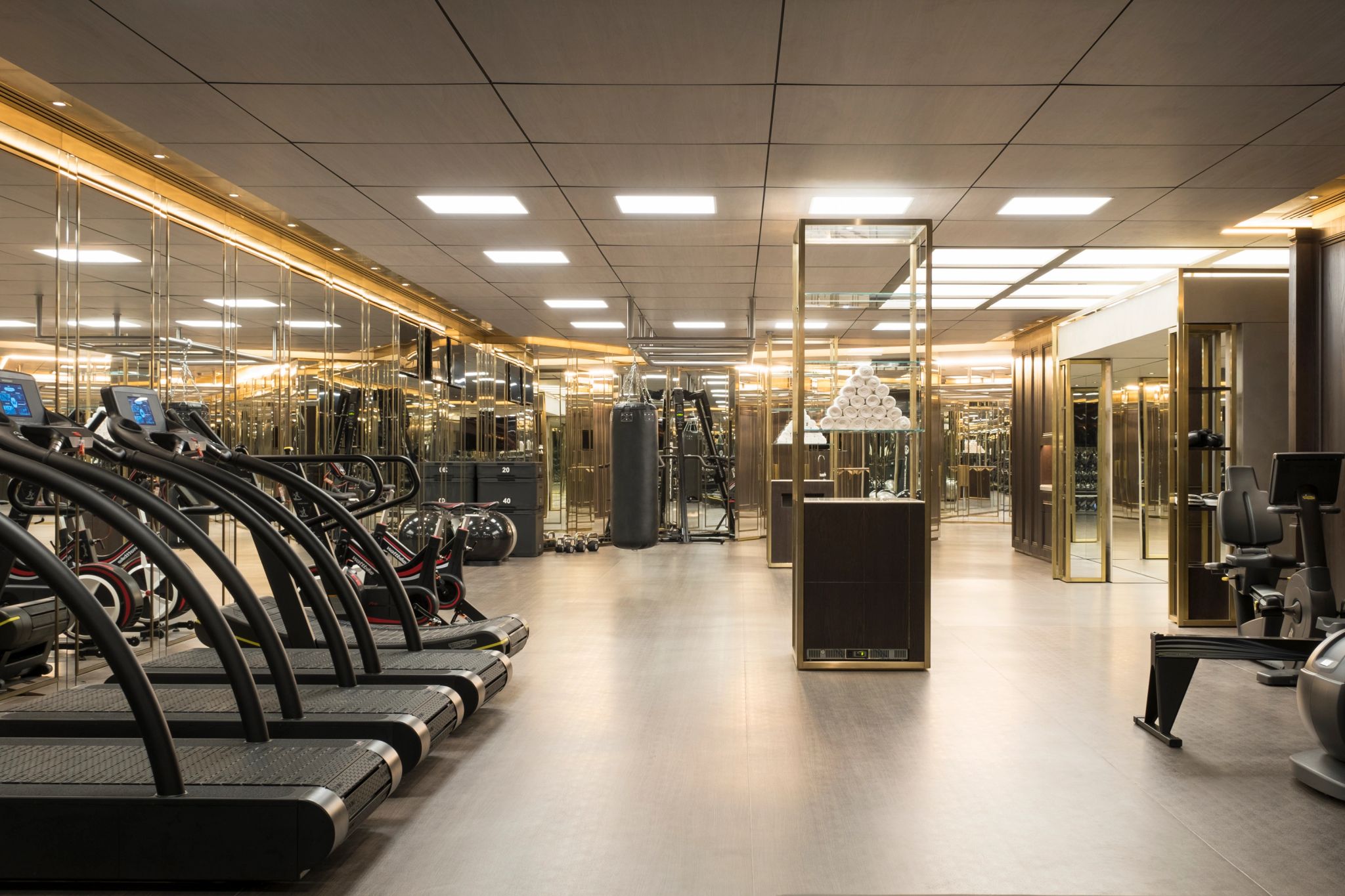 Academia do hotel academia moderna - academia com personal - espaço fitness