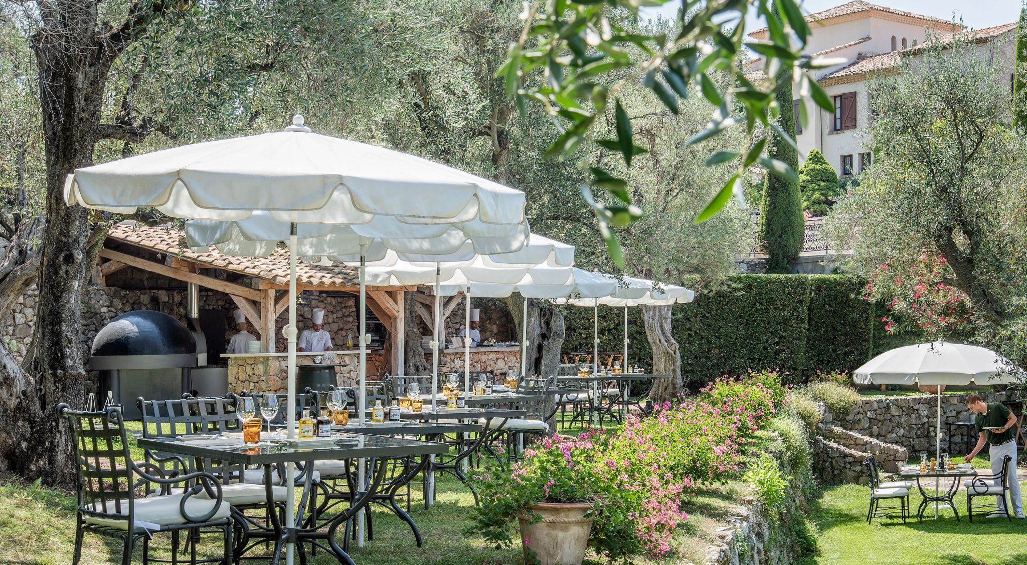 Restaurante L'Oliveraie restaurante com terraço - restaurante ao ar livre - culinaria mediterranea