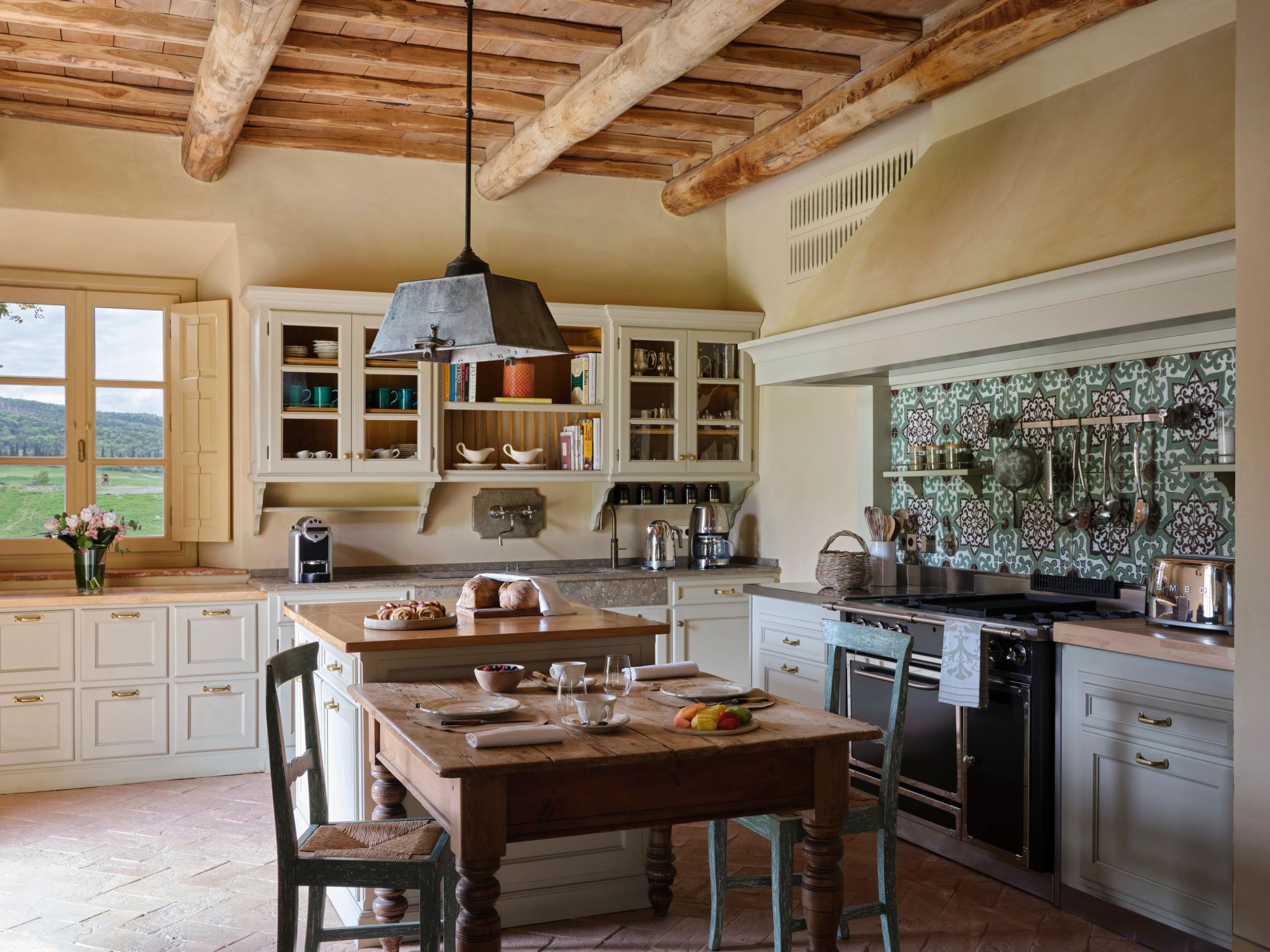 villa com cozinha – cozinha toscana - chique