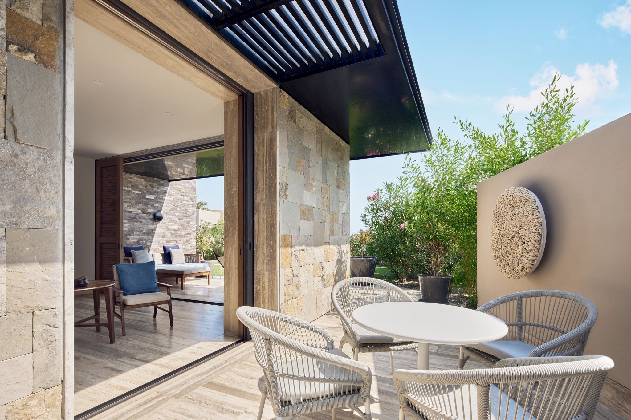 Partial Ocean View King Ground Floor Terrace area externa - area gourmet - terraço mobiliado - terraço de luxo