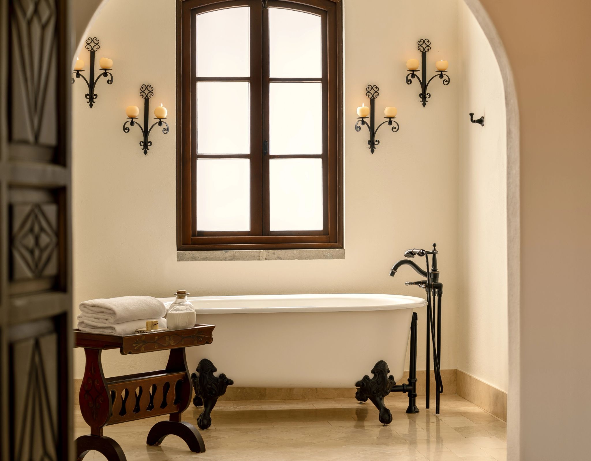 Tower Suite banheiro de luxo - decoracao premium - banheira de luxo