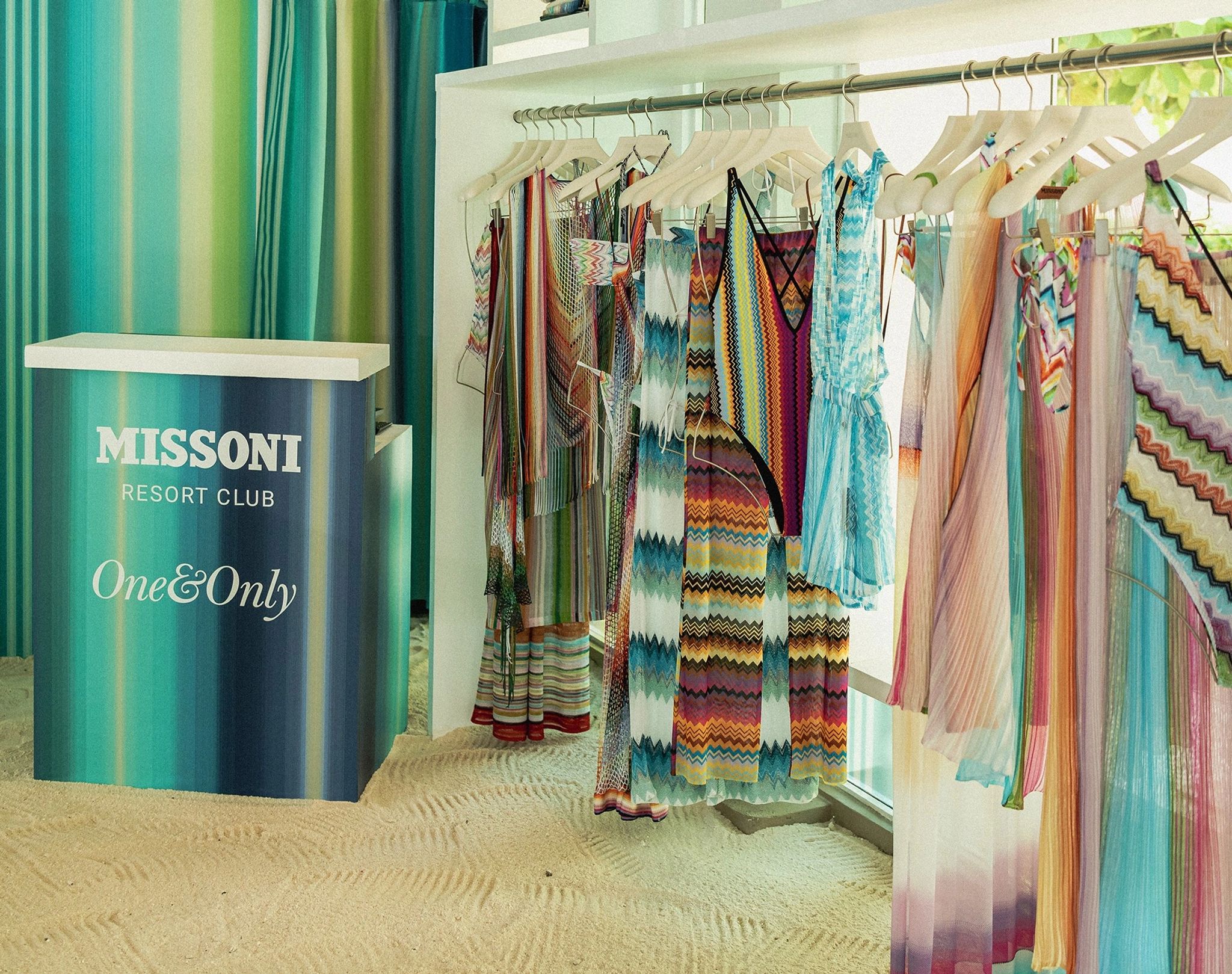 Boutique do resort boutique de luxo - compras nas maldivas - boutique do hotel - moda praiana