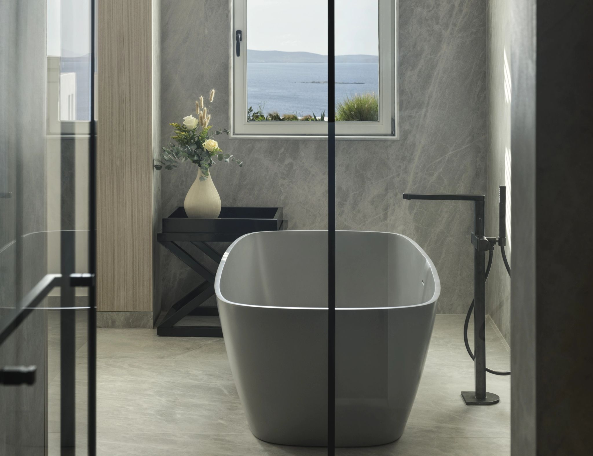 banheiro de luxo - banho premium - banheira de imersao