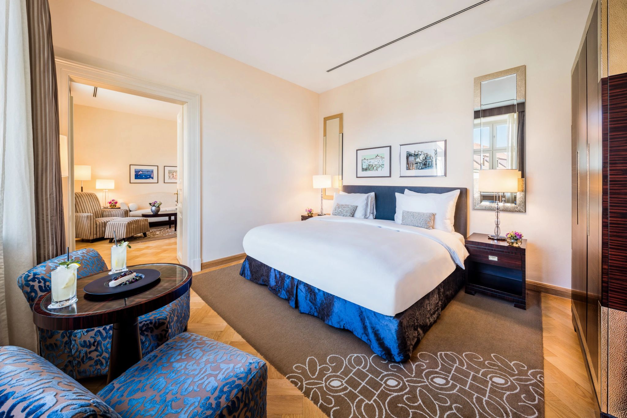 Deluxe Suite suite ampla – suite casal – cama de hotel