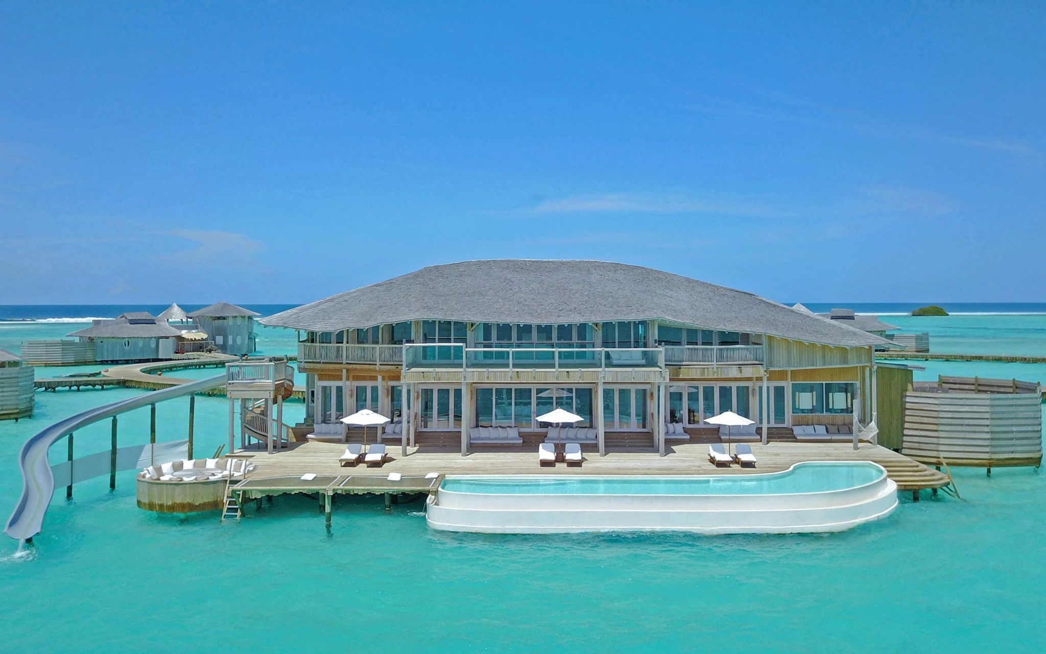 Five Bedroom Water Retreat Slide area externa vila - vila com toboagua - vila nas maldivas